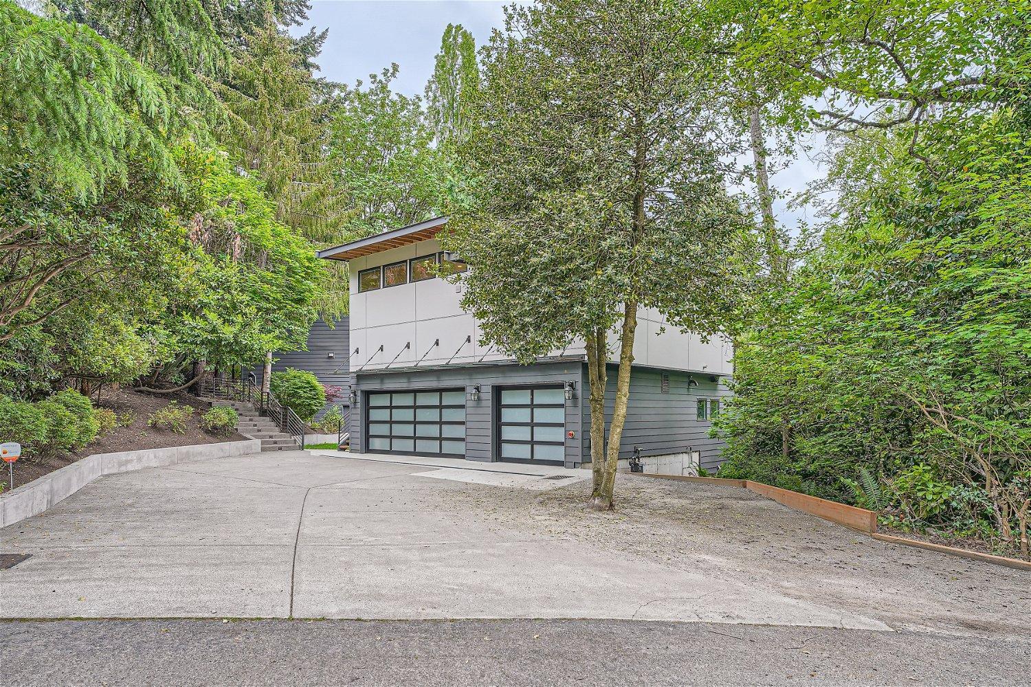 New Hill High Estates in Mercer Island view 4