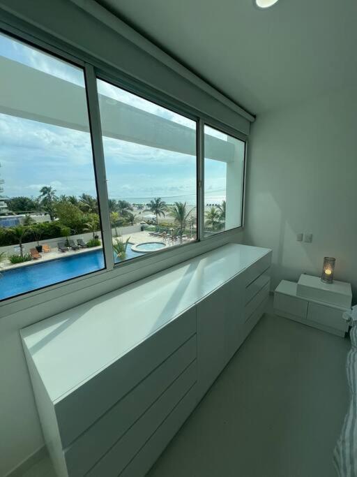 BeachFront Luxury Condo