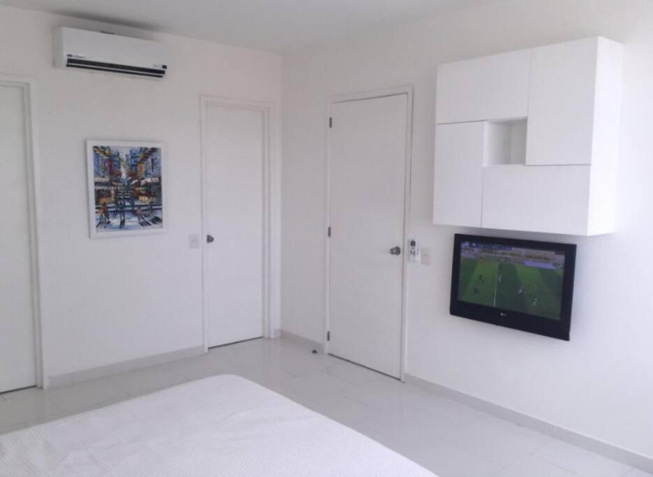 BeachFront Luxury Condo