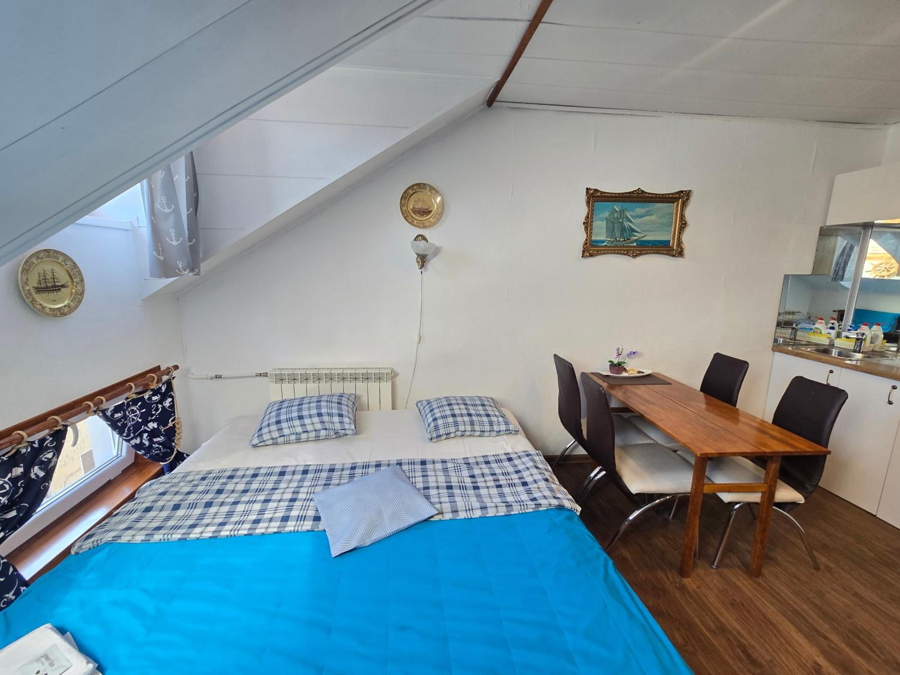 M5 Meridian Apartment