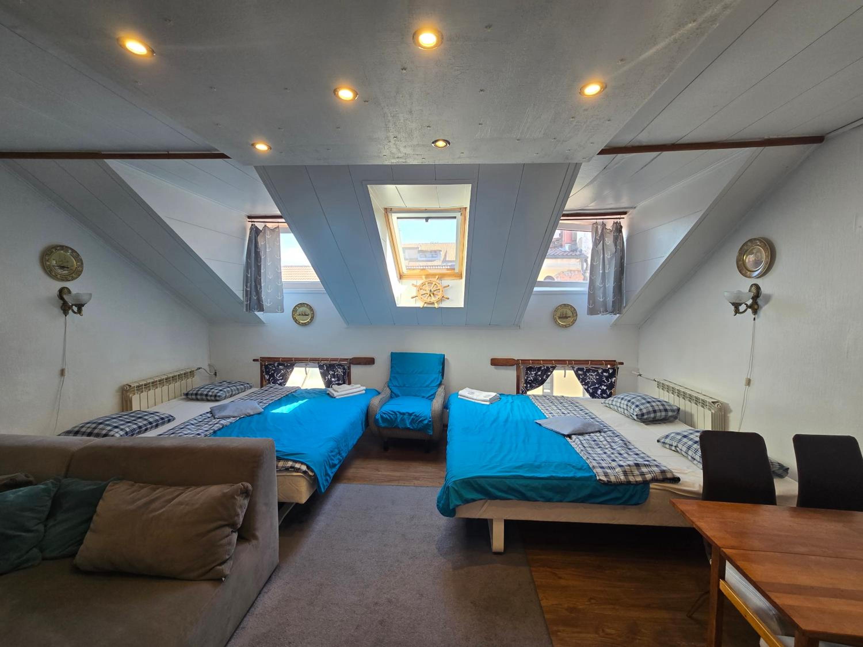 M5 Meridian Apartment