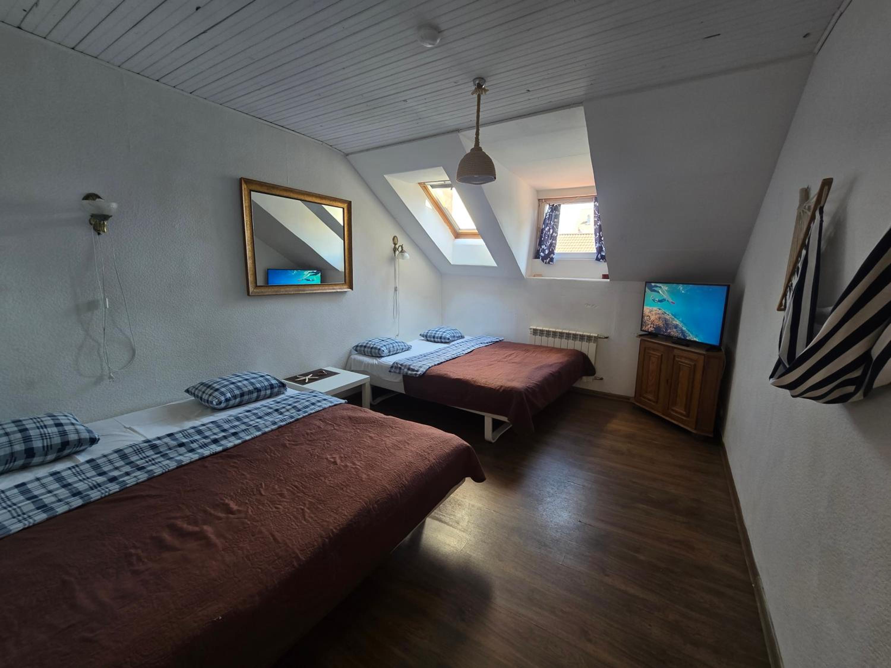 Meridian Apartment