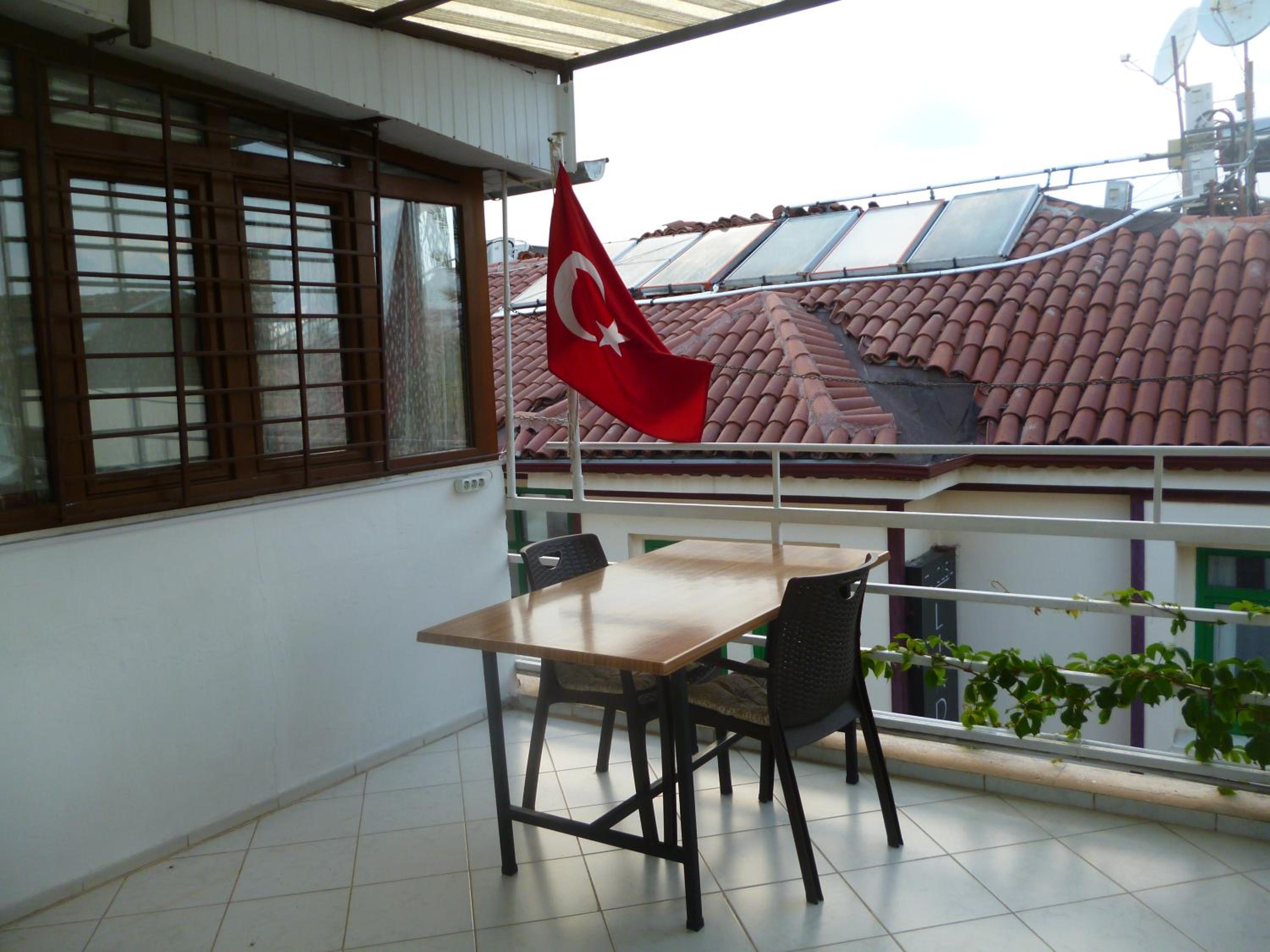 Frankfurt Hotel - Image 19