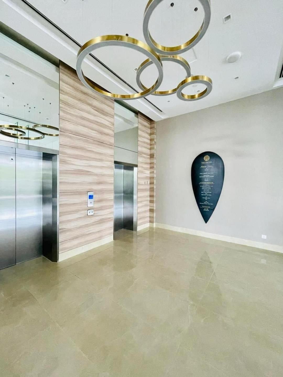 Luxury 3BR Apartment for Rent, The Grand,Ward Place, Colombo 07 view 2