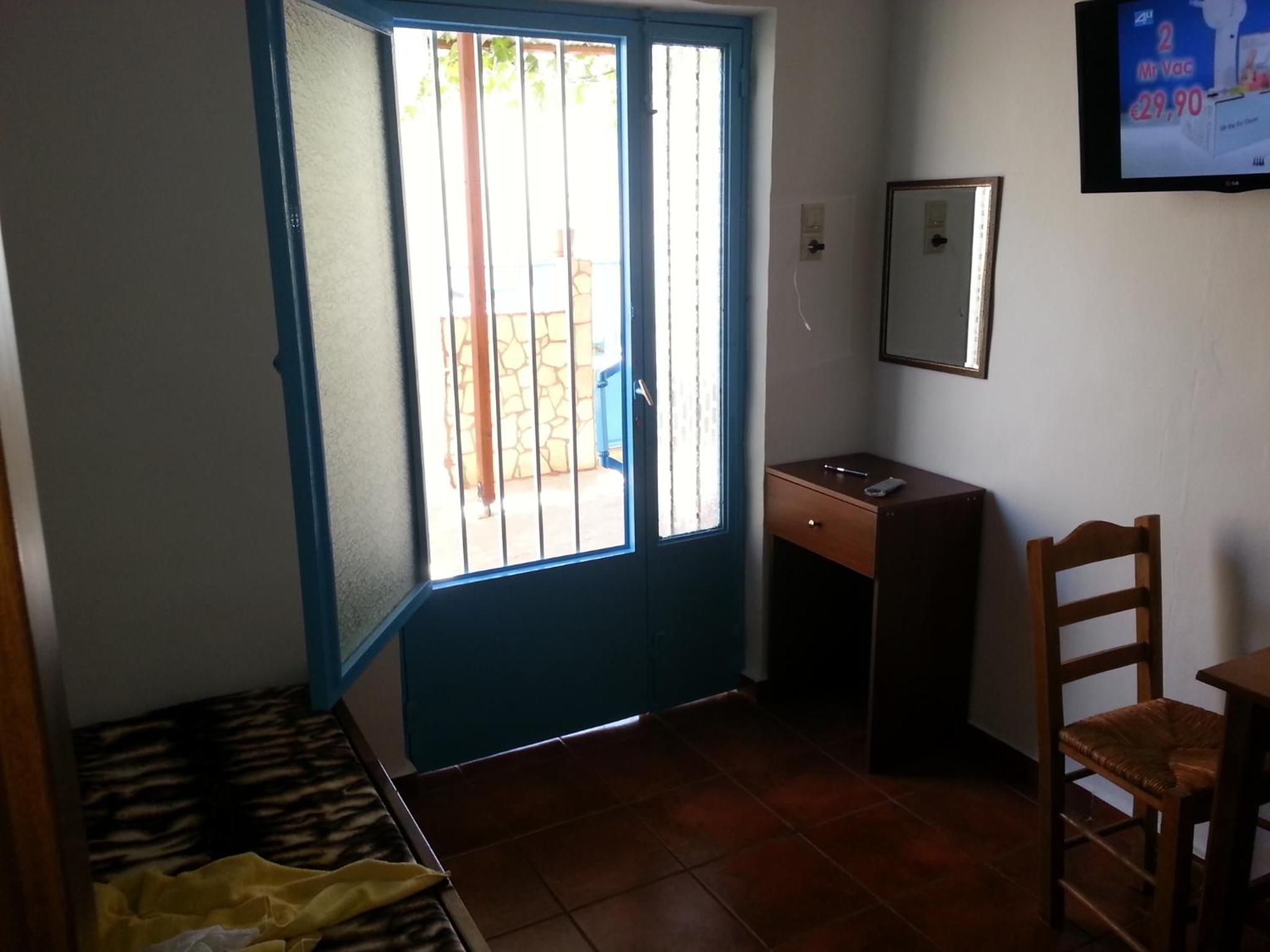 Photo 38