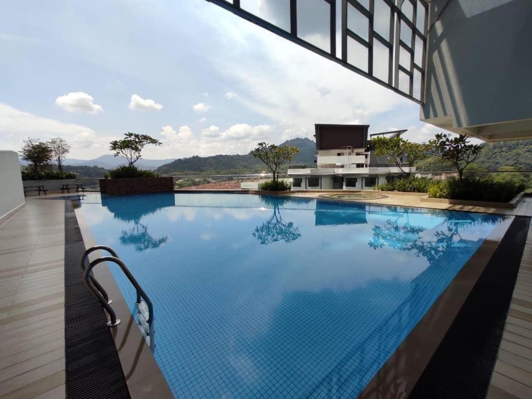 Ayuman Suites, Gombak with KL City View