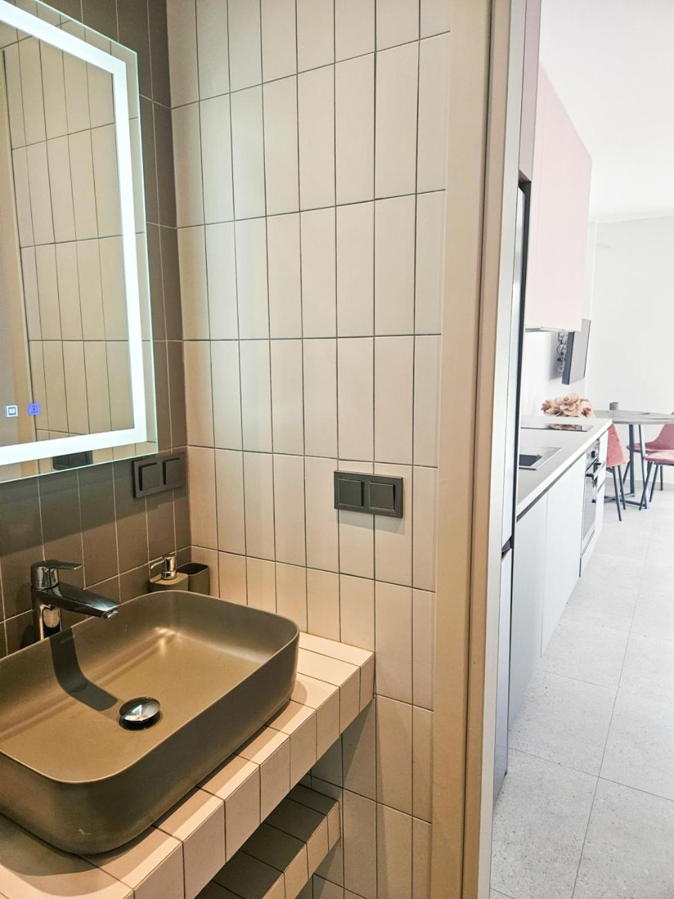 Serenade apartment