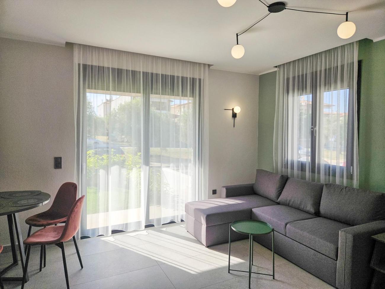 Serenade apartment