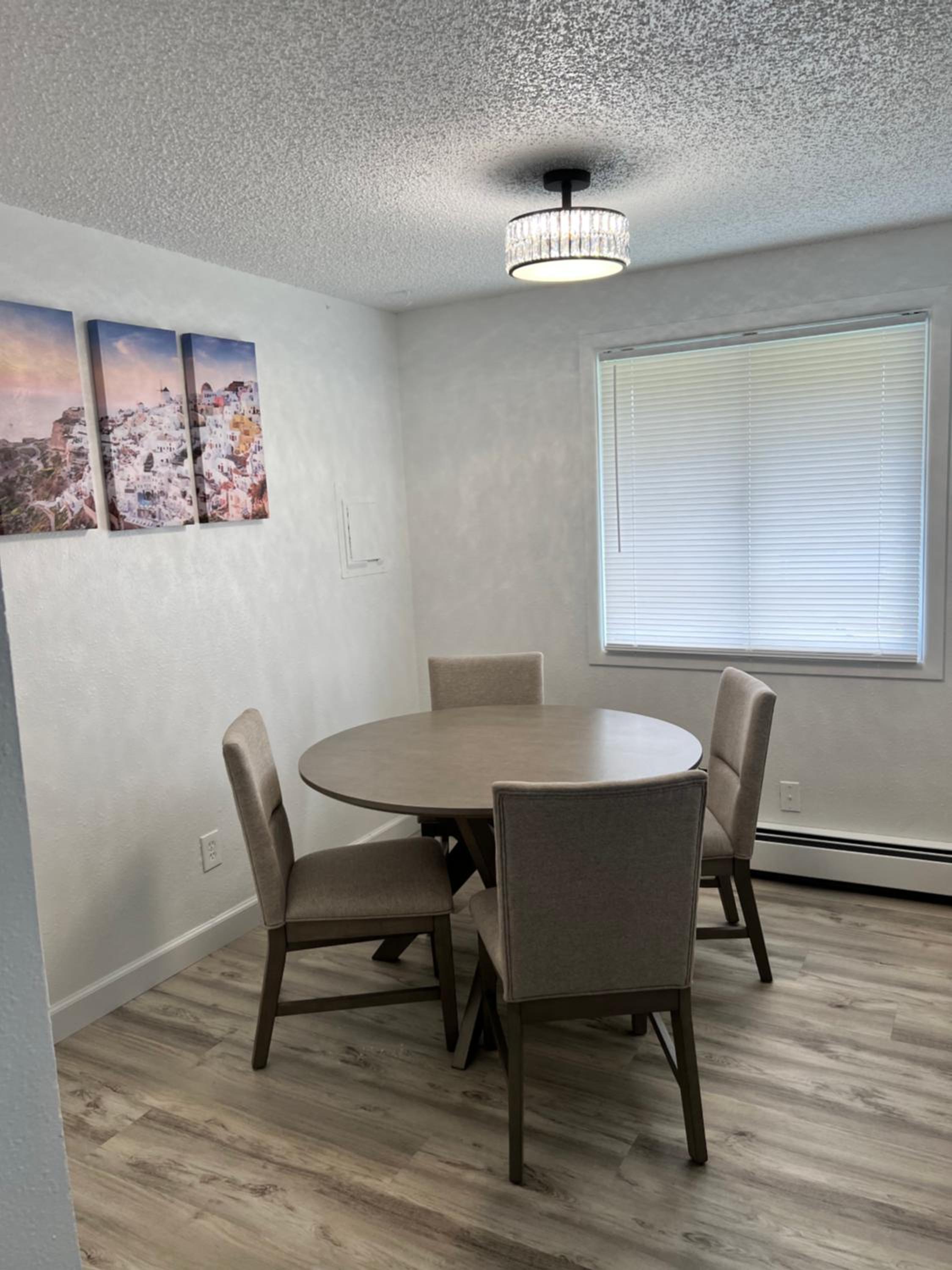 Hotel Beautiful downtown Anchorage 4 - Image 1