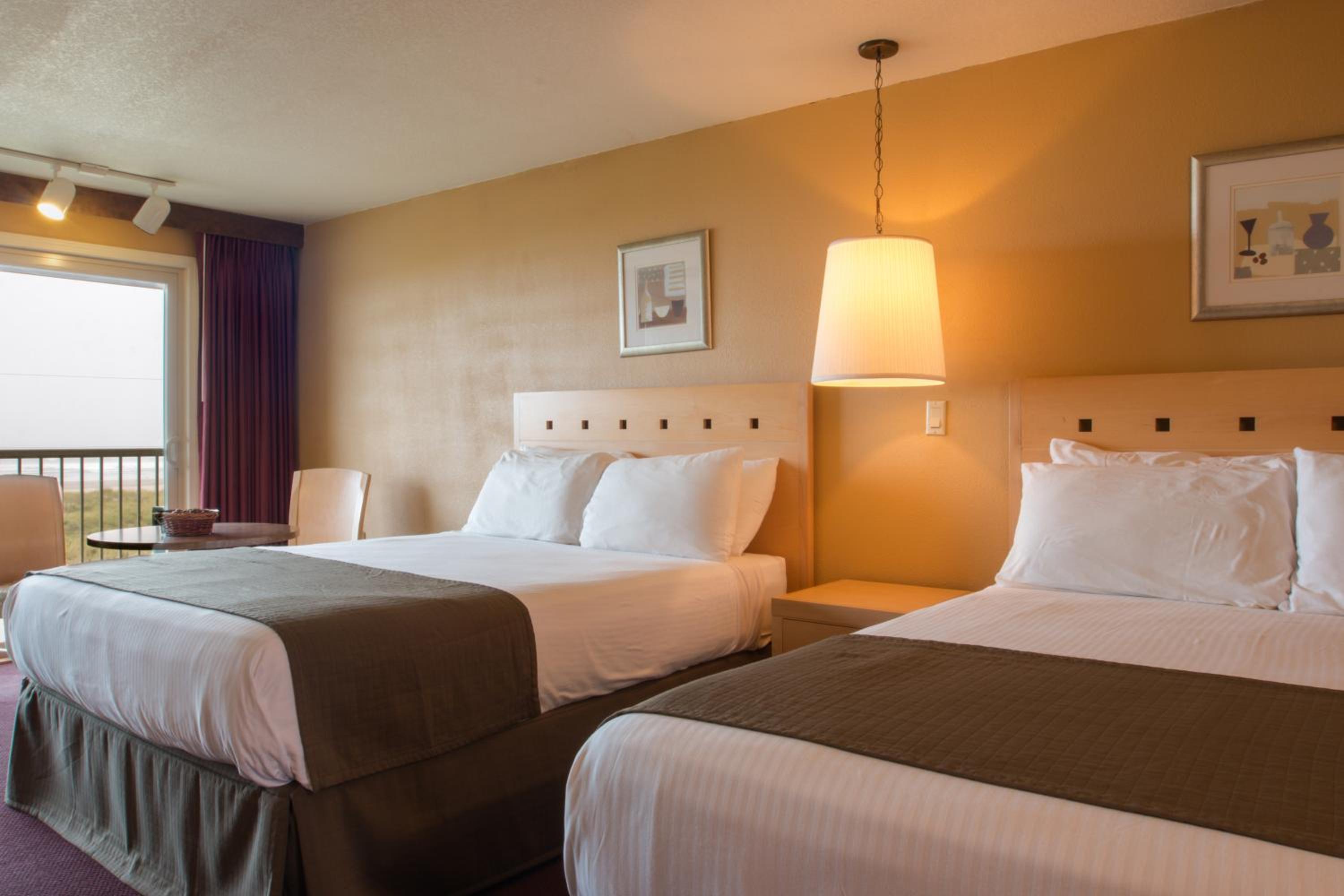 Hi Tide Oceanfront Inn