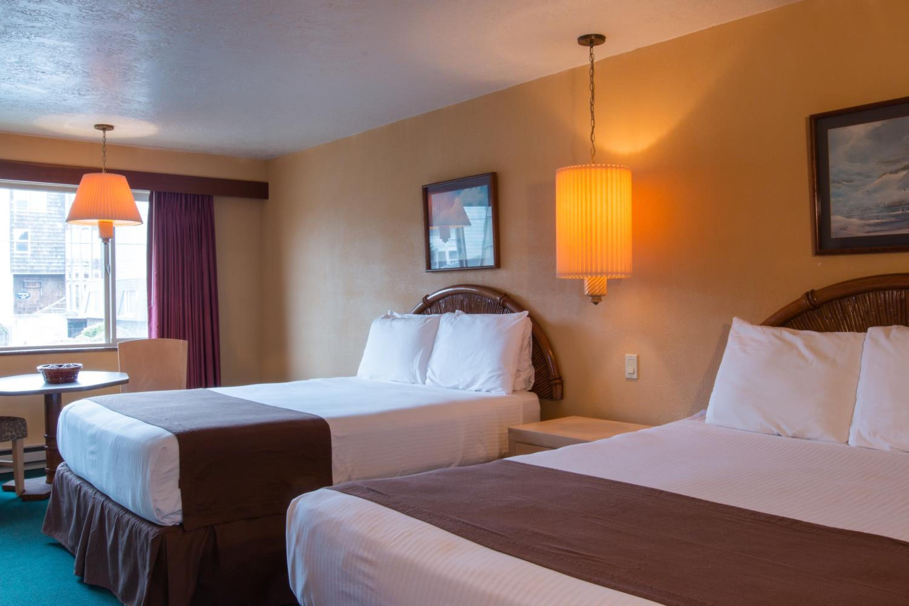 Hi Tide Oceanfront Inn