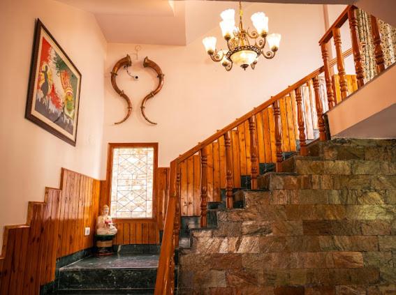 Shri Villa Simla view 4