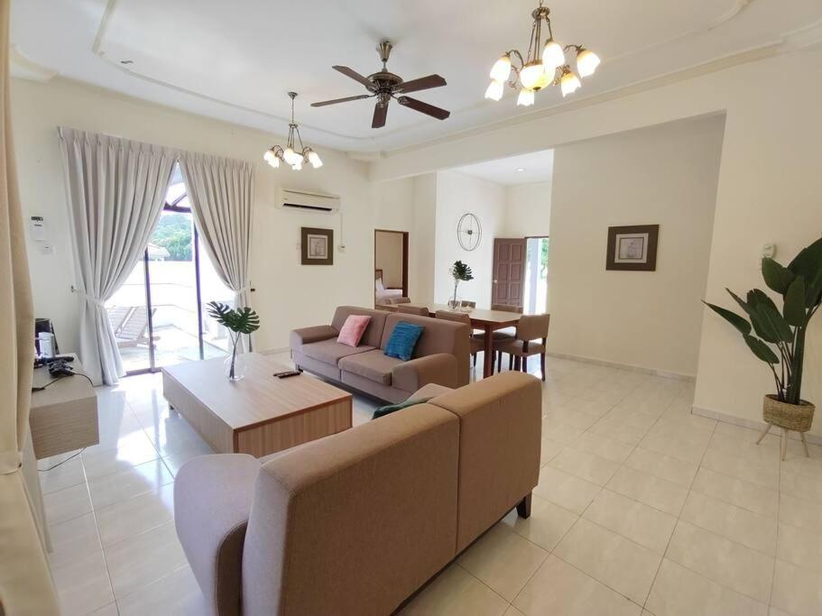 Luxpro Pool & Scenic View Villa 217 photo 2