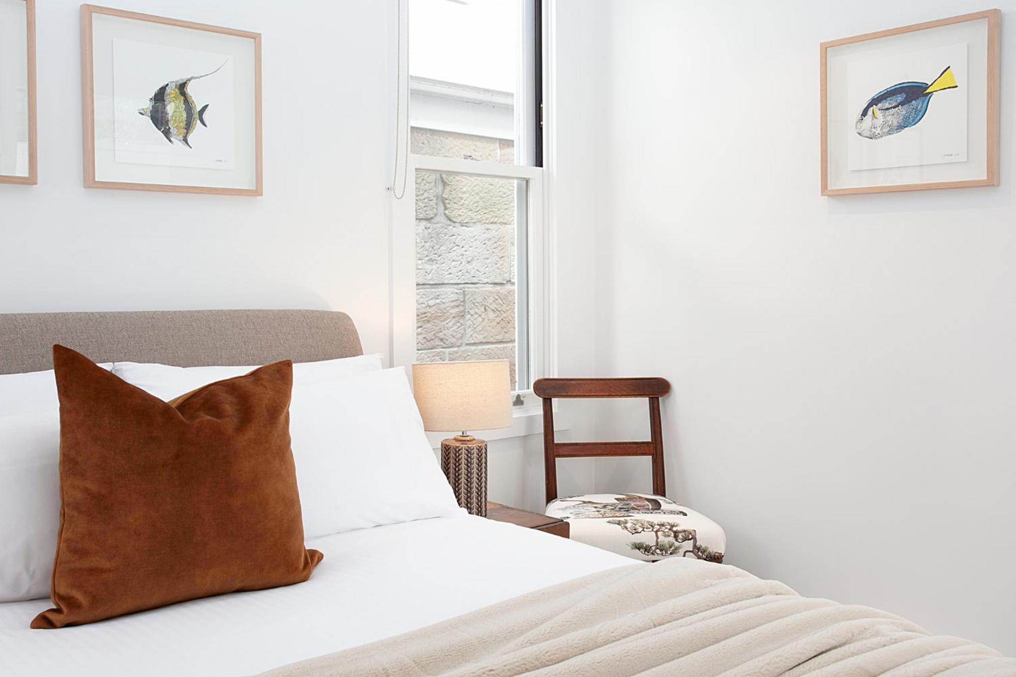 Spacious 3-Bed Family House with Courtyard