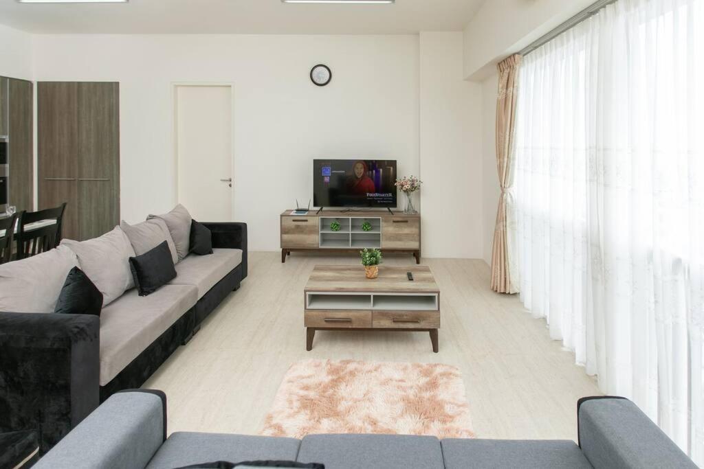 5 Stars slightly Seaview Suite By The Sea 6pax photo 1