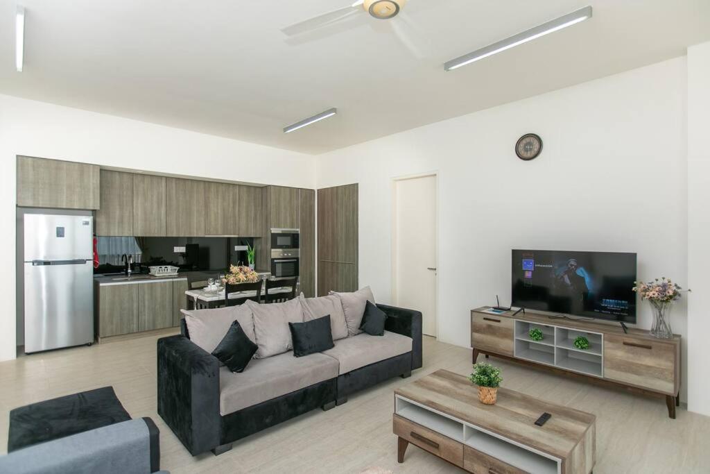 5 Stars slightly Seaview Suite By The Sea 6pax photo 5