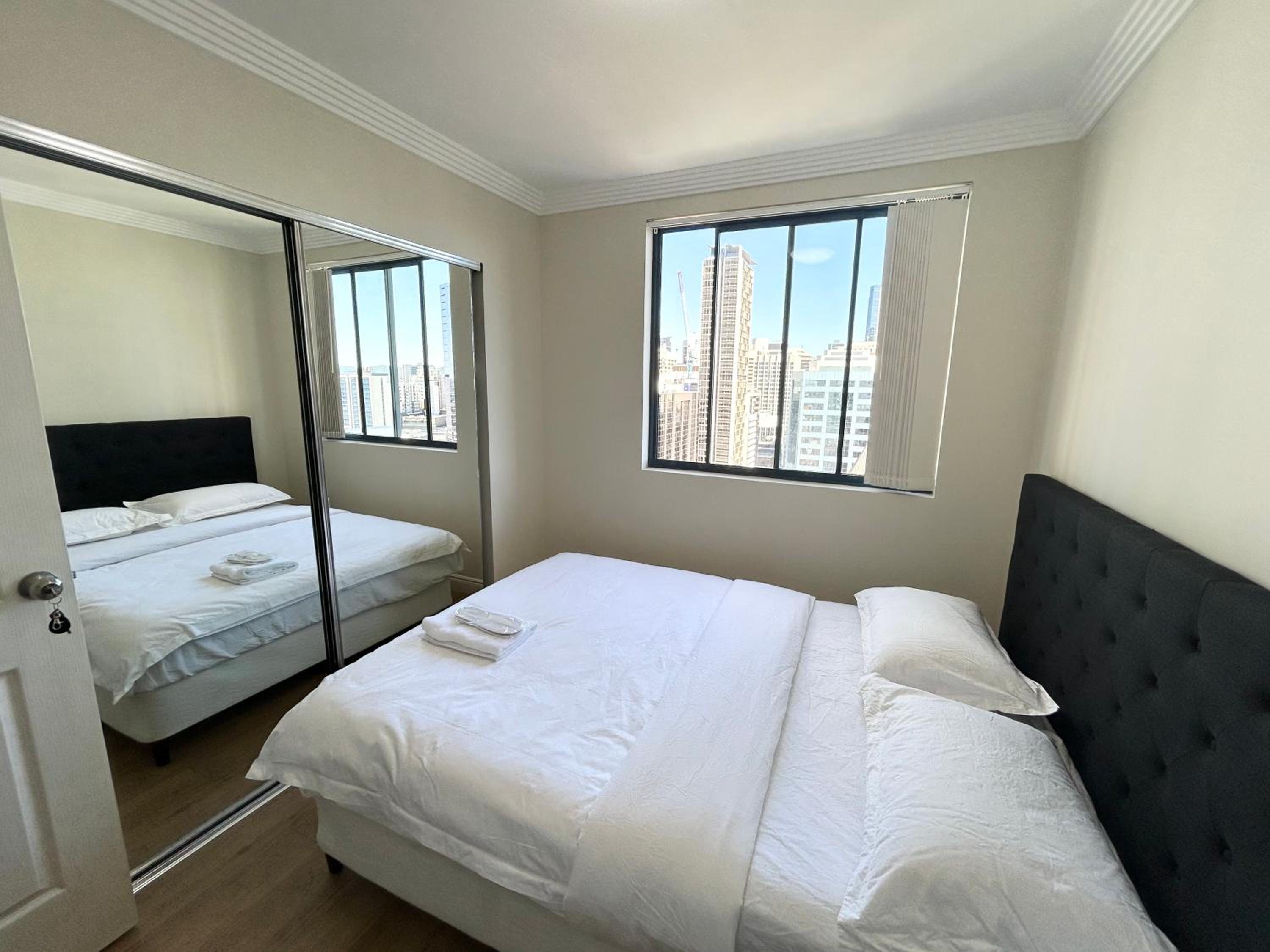 City view Rooms in shared apartment