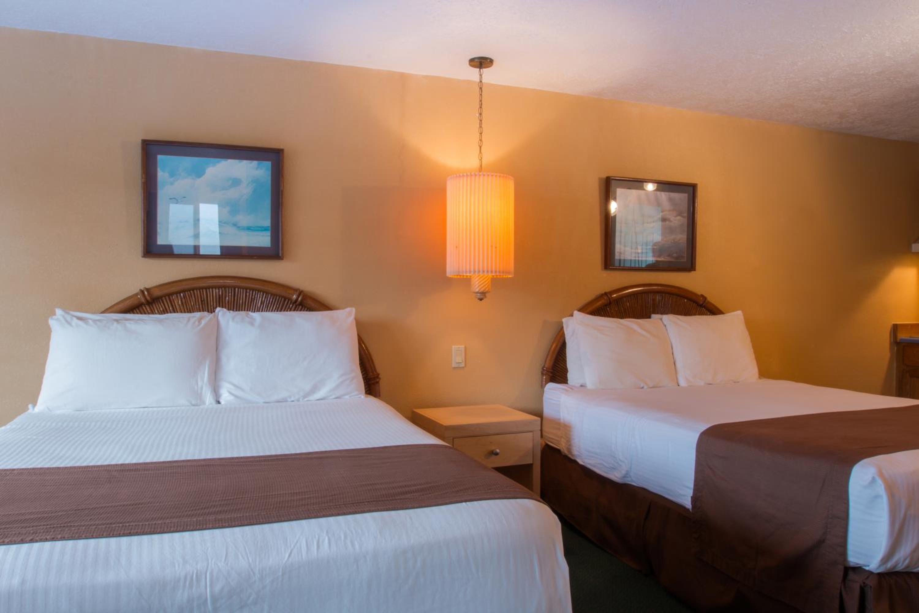 Hi Tide Oceanfront Inn