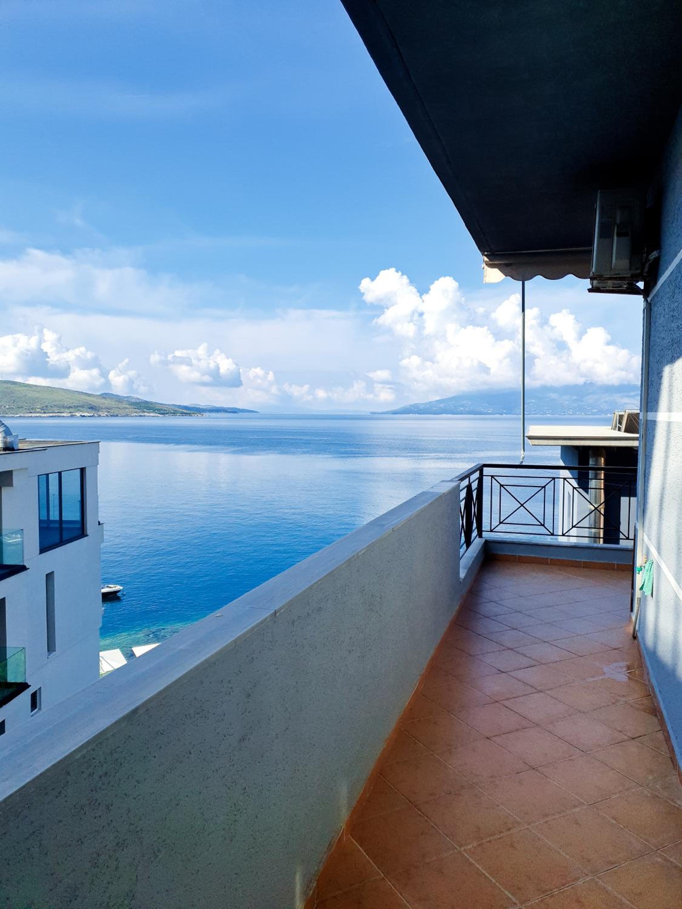 Klajdi Apartaments