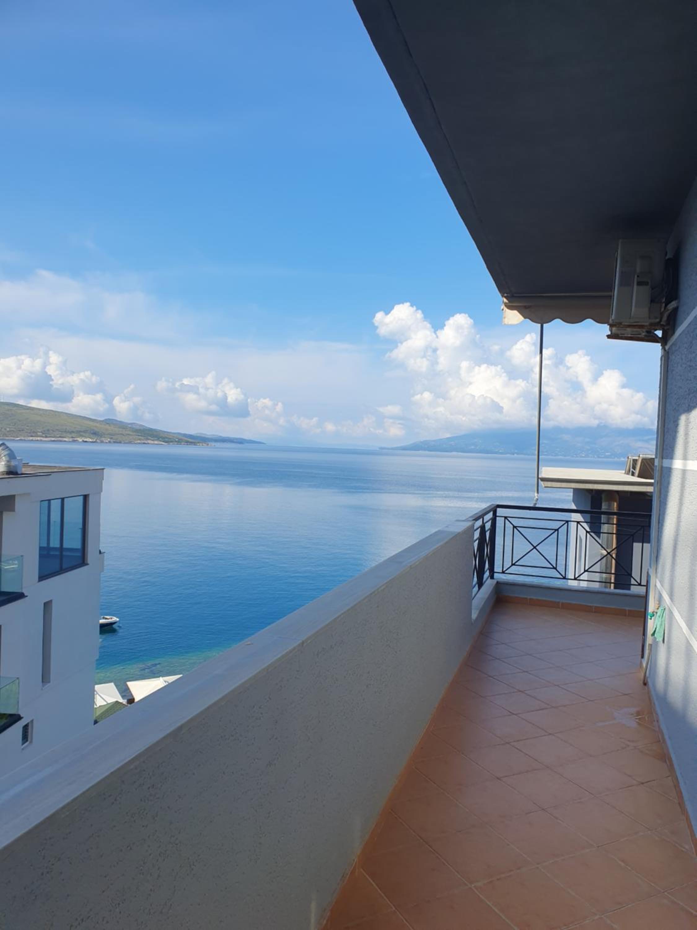 Klajdi Apartaments