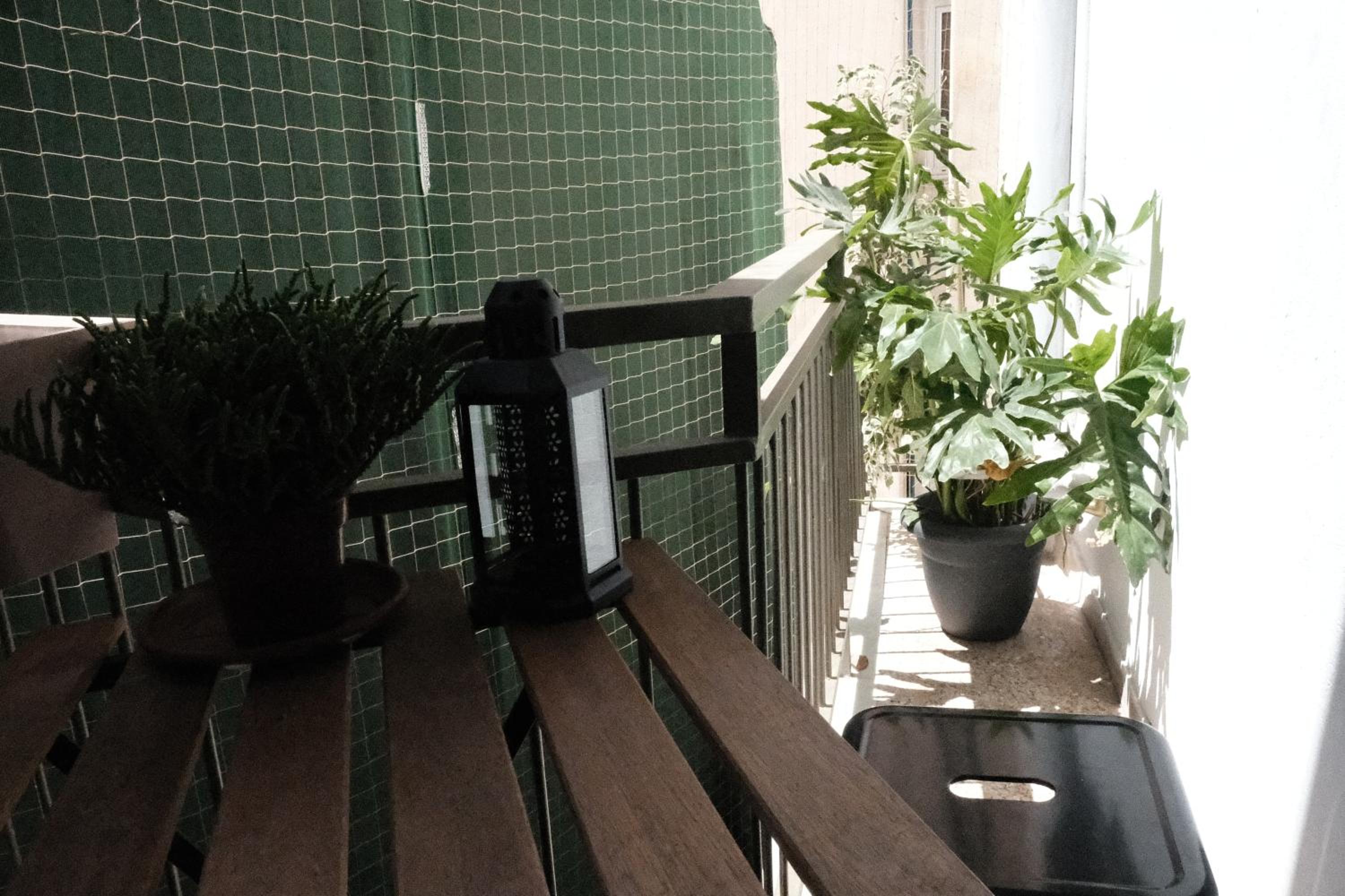 Unique 2BD Design Apt with airconditioning near Acropolis