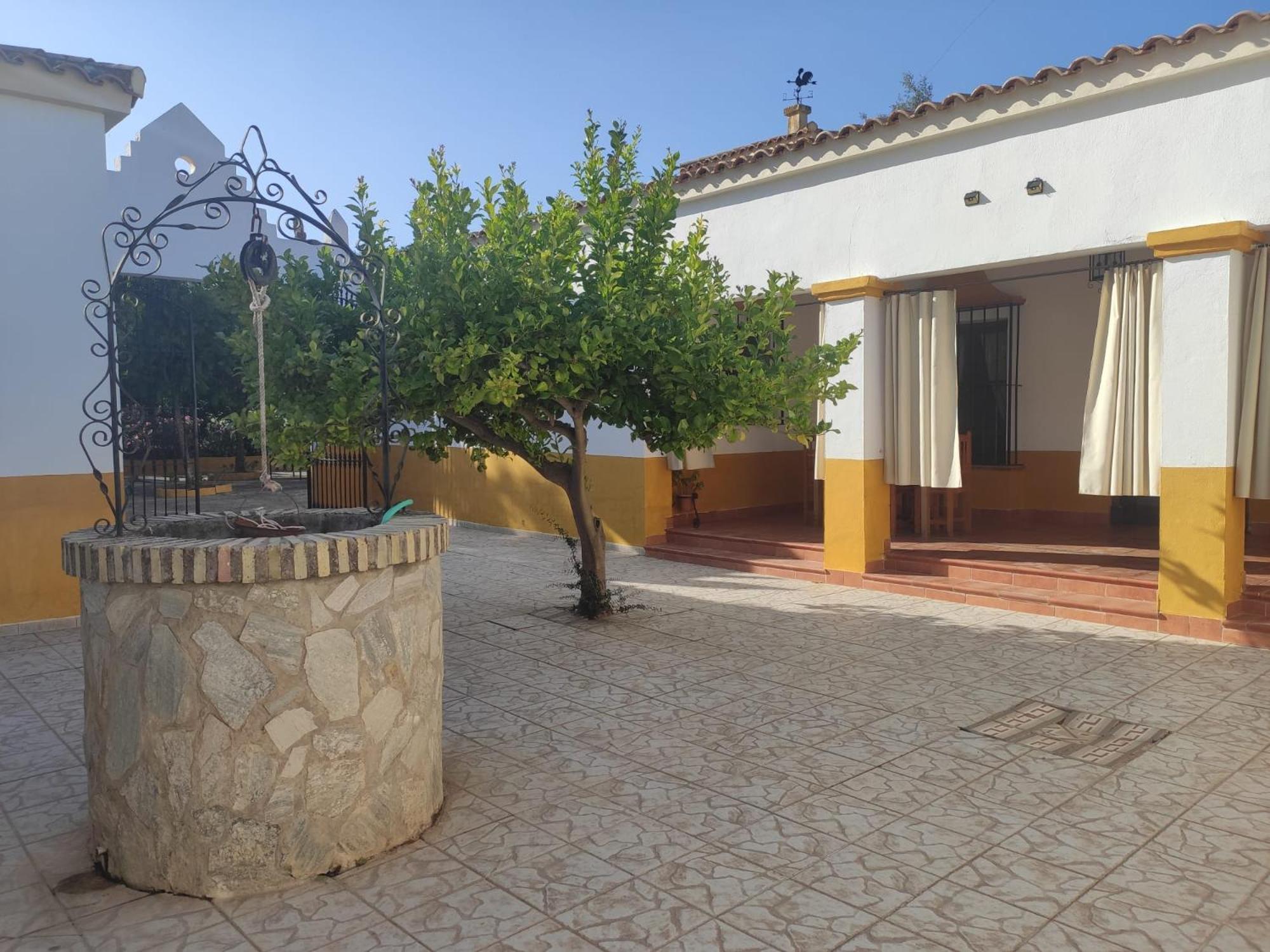 Cortijo el Morisco. view 3