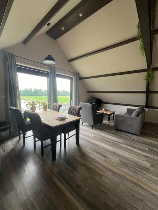 Logeren boven paarden