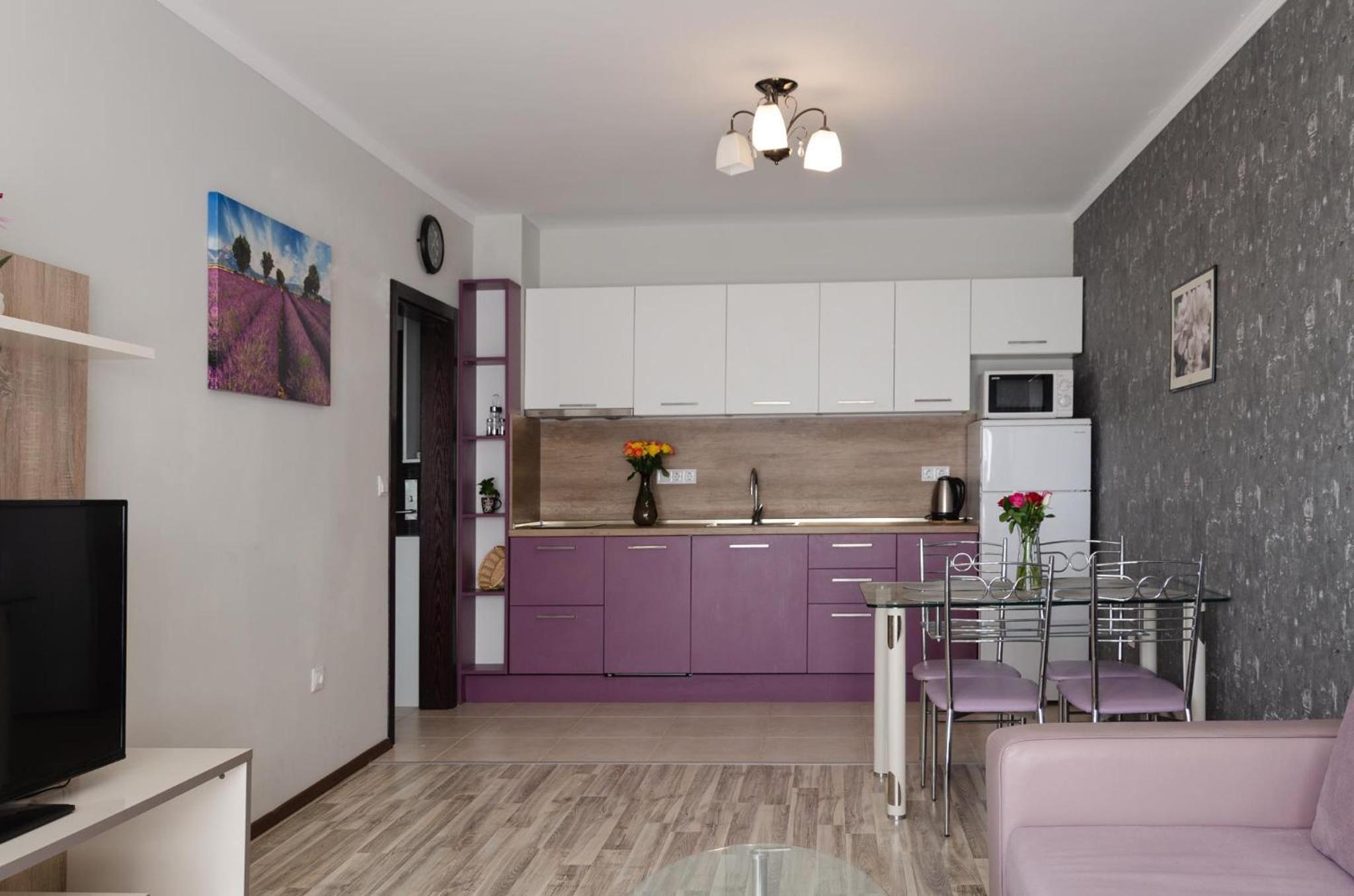 Green Paradise Deluxe Apartments