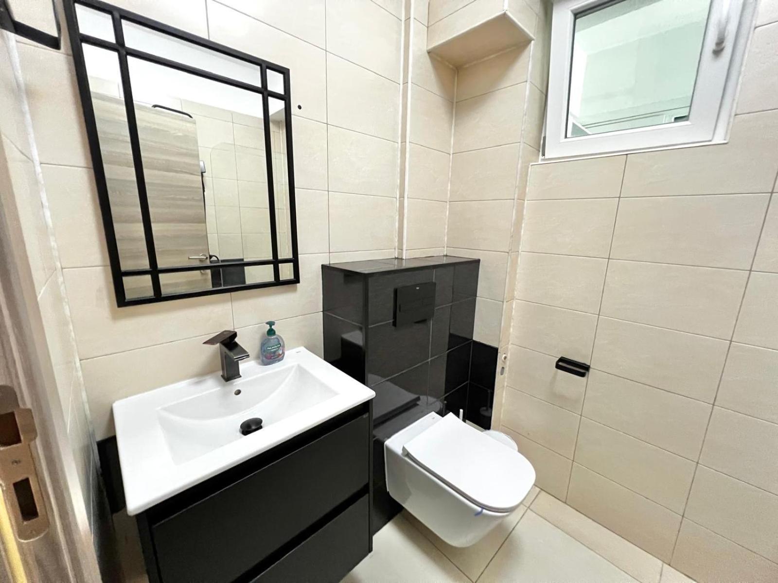 SUMMERLAND Sea View Penthouse & Jacuzzi