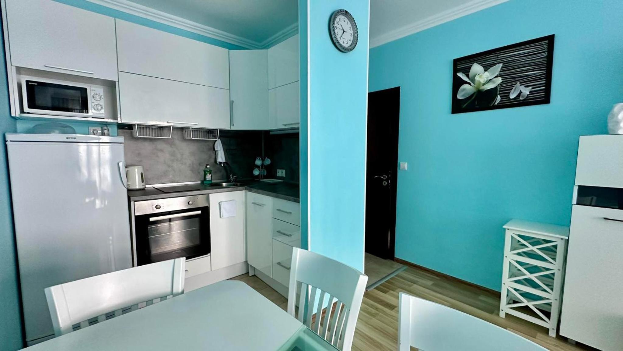 Green Paradise Deluxe Apartments