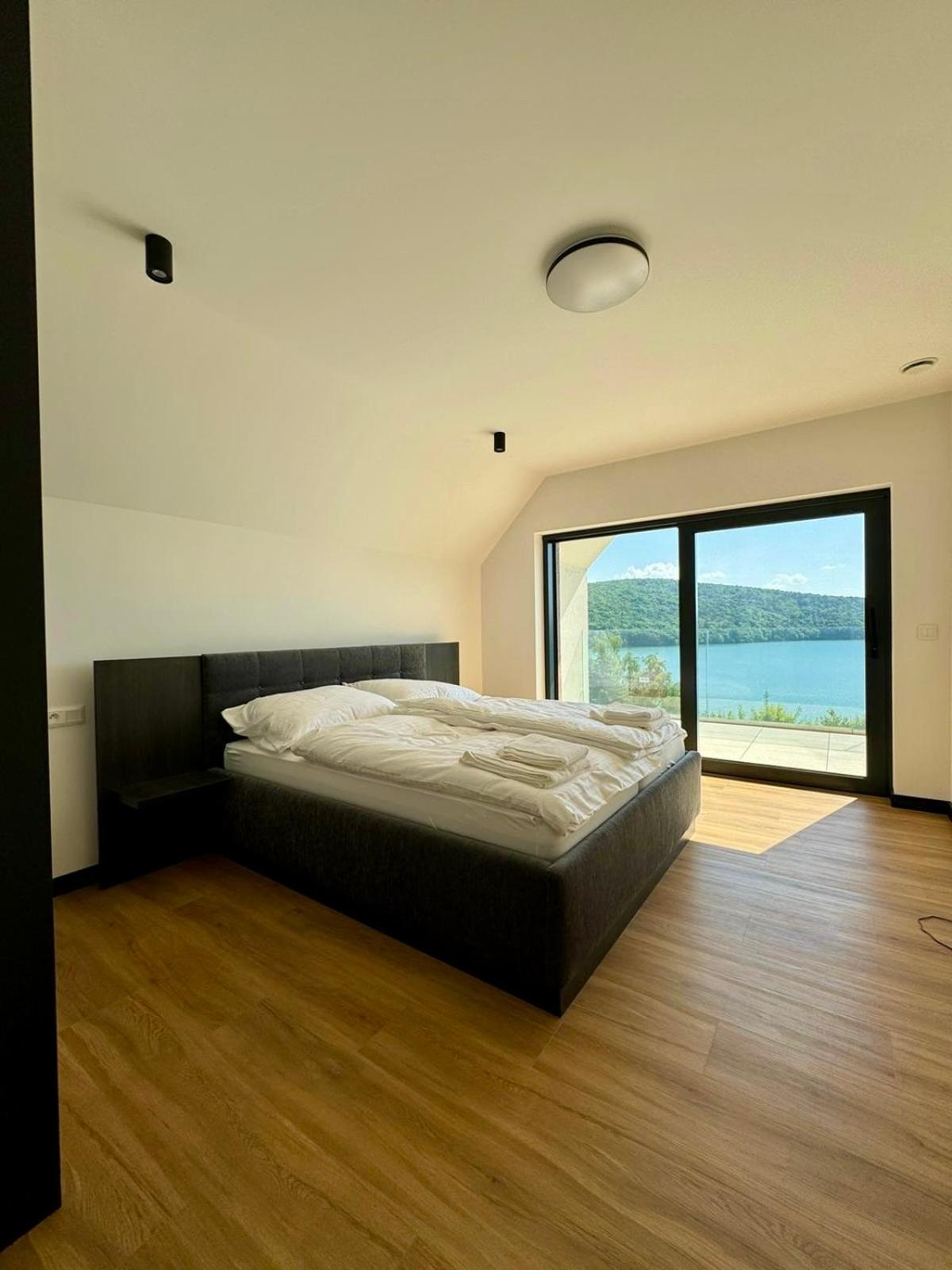 Vila Valkov view 3