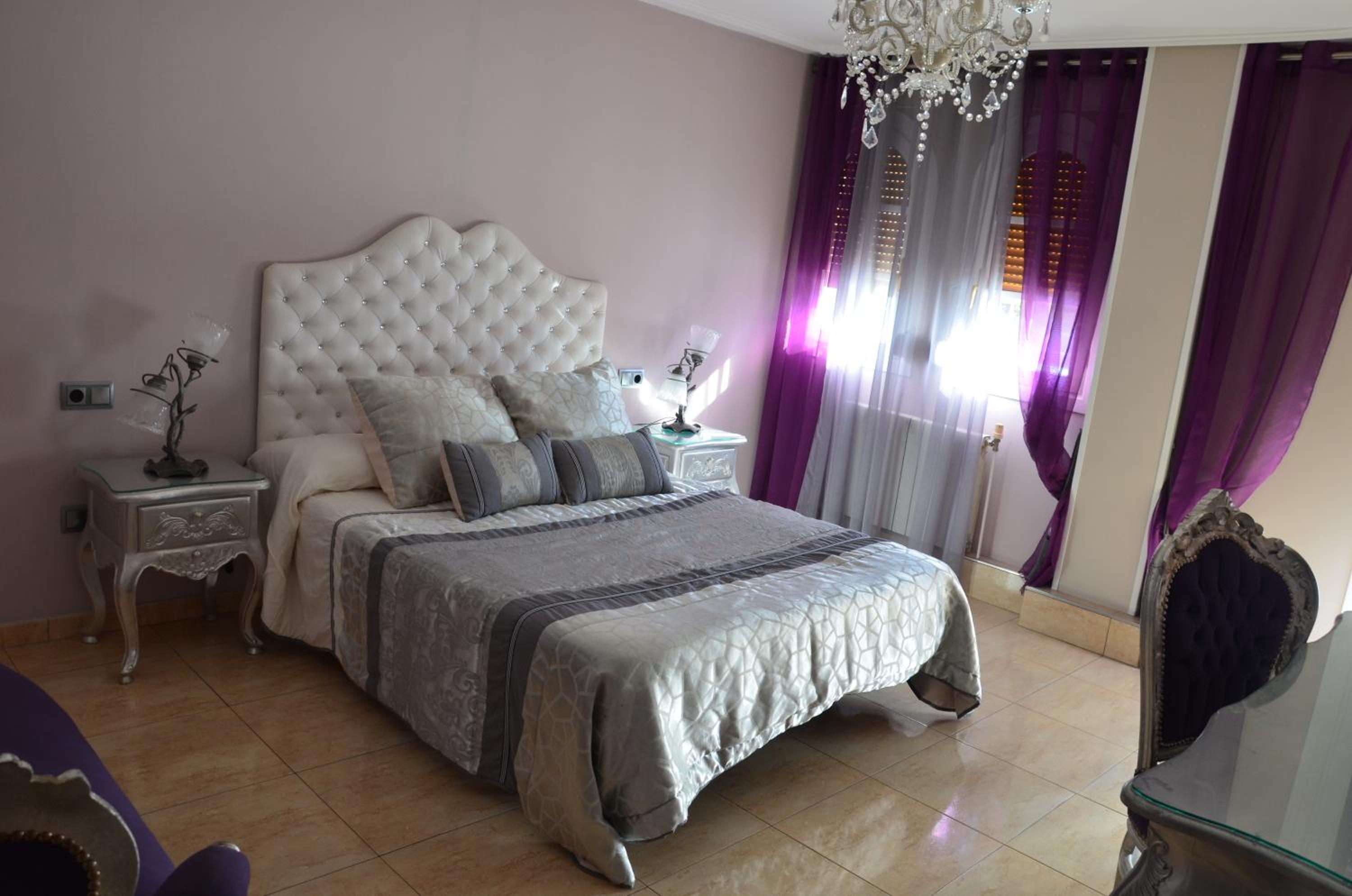 Hostal Mont Royal