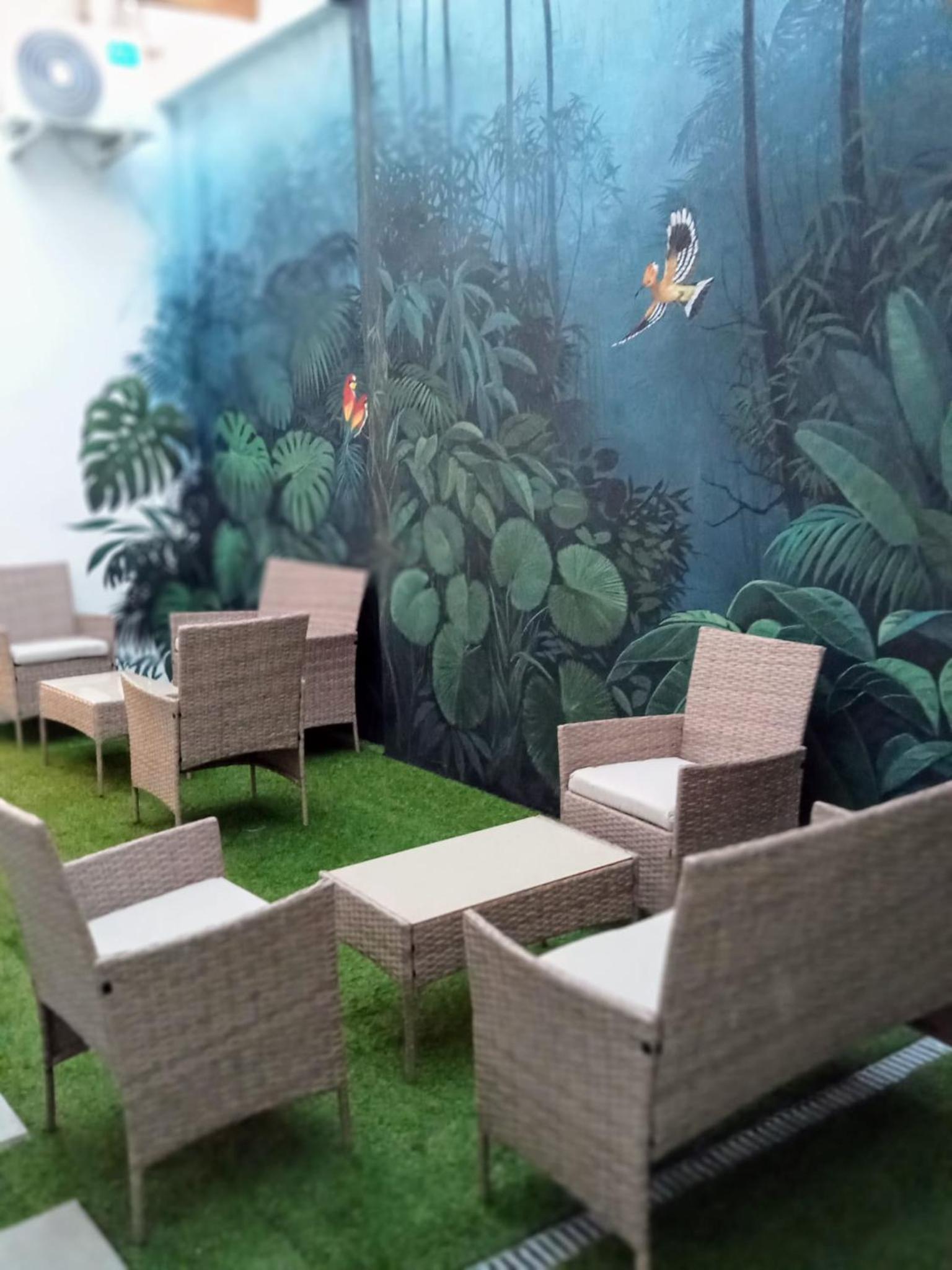 lounge