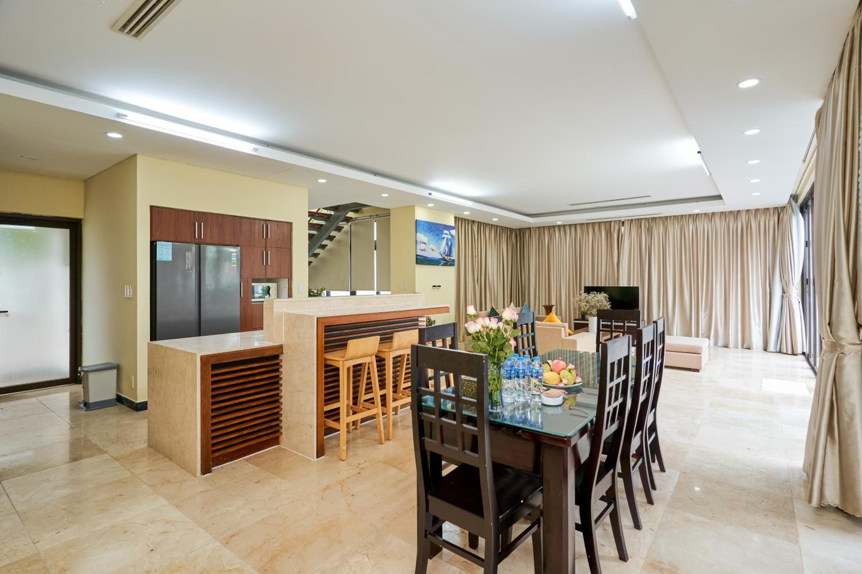 Ocean Sunny Villas Da Nang