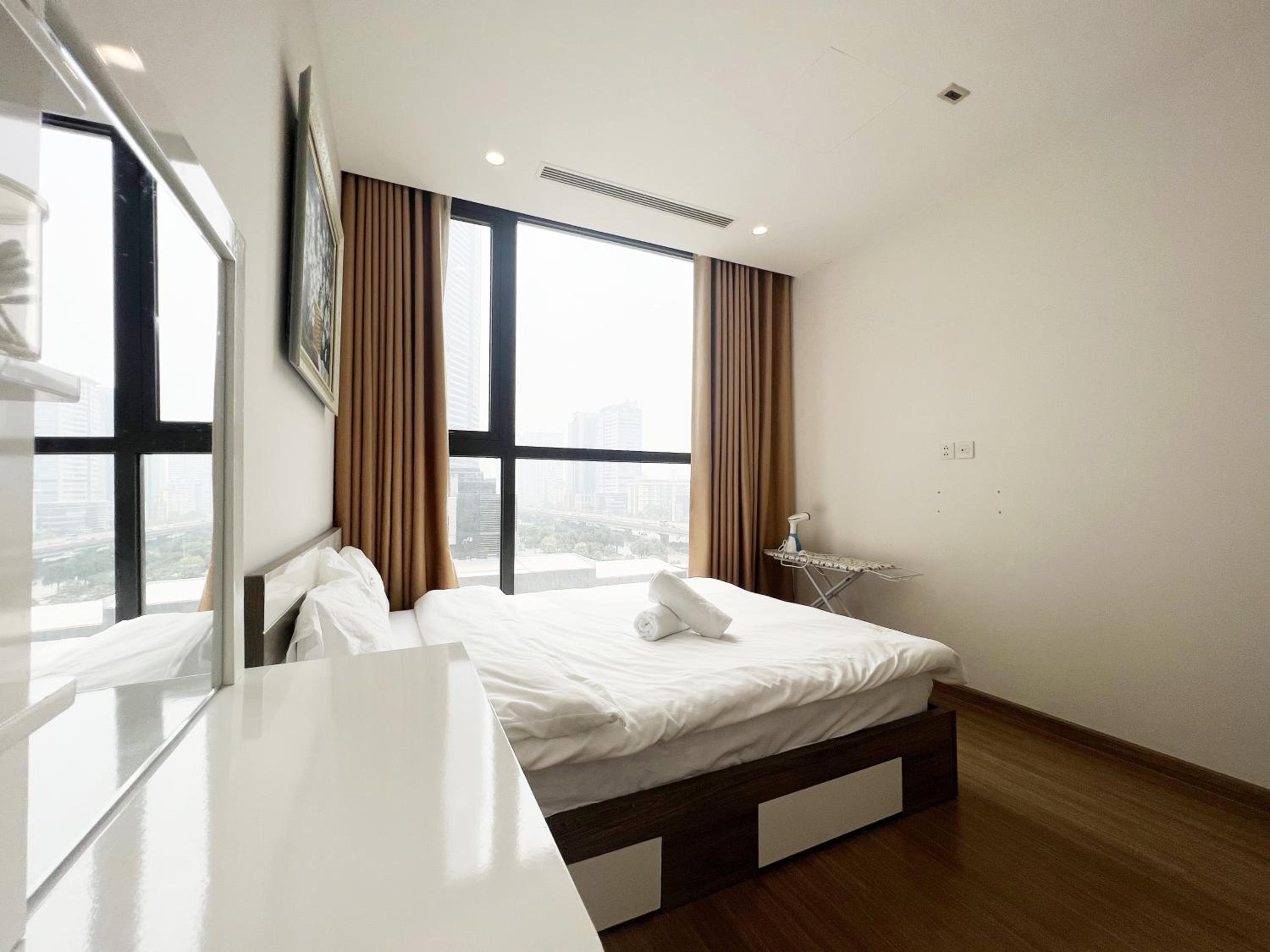 Luxury Apartment Vinhomes Skylake