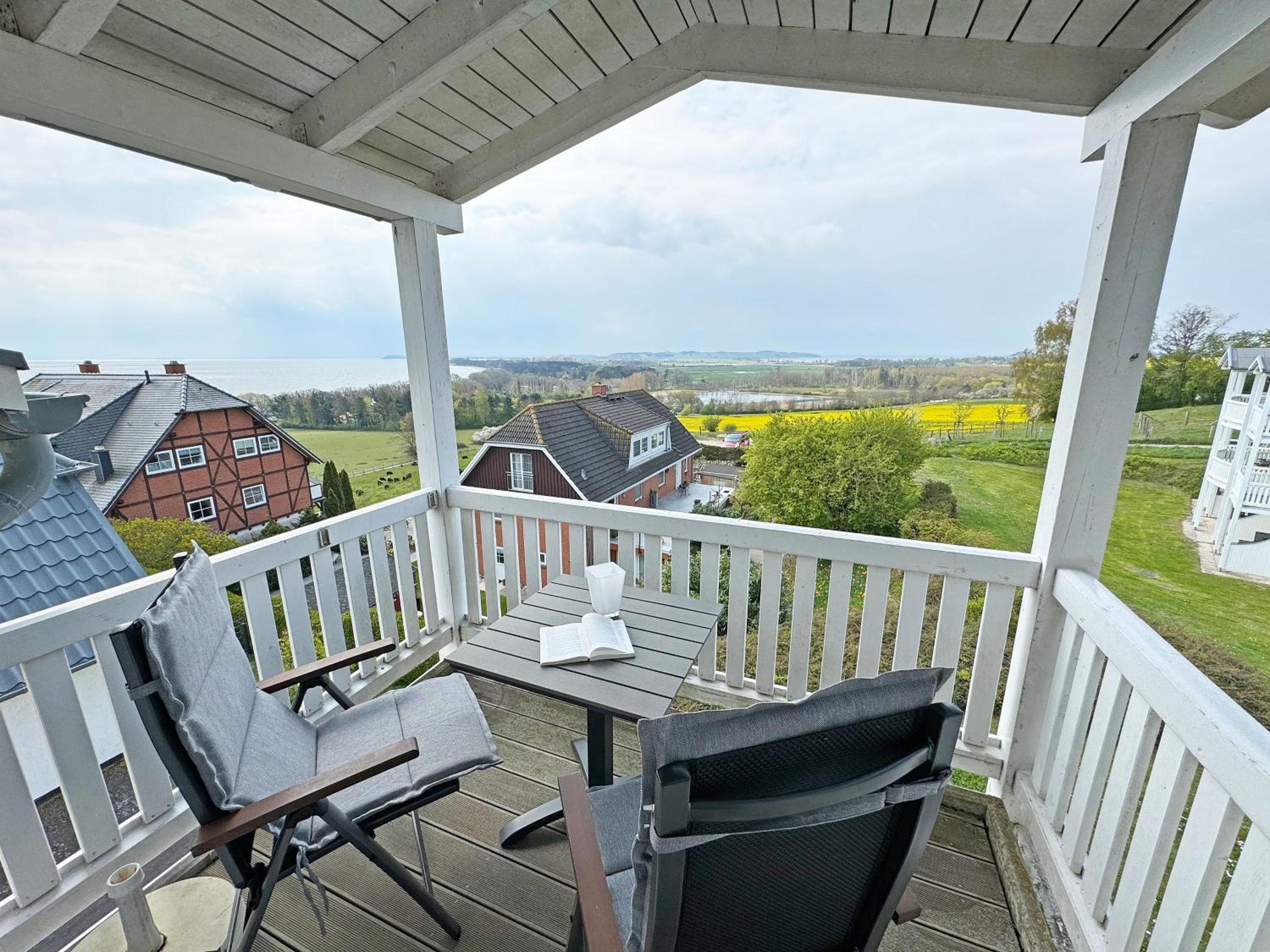 Haus Rügenscher Bodden Whg 07 mit Meerblick