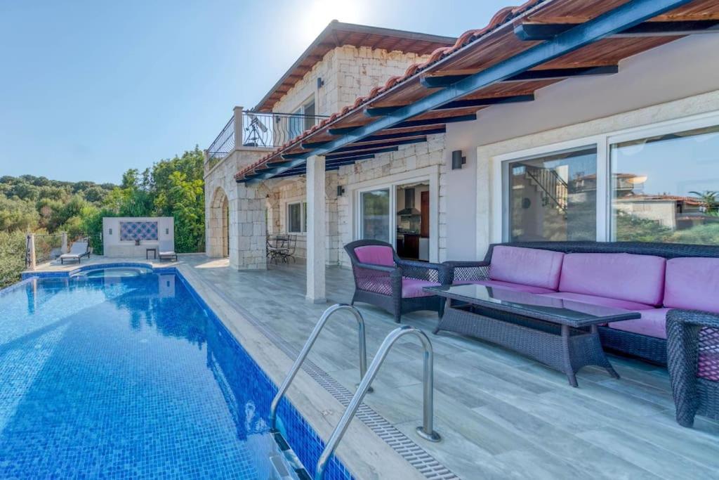 Villa Yaz Amazing Sea view and Meis Island View view 3