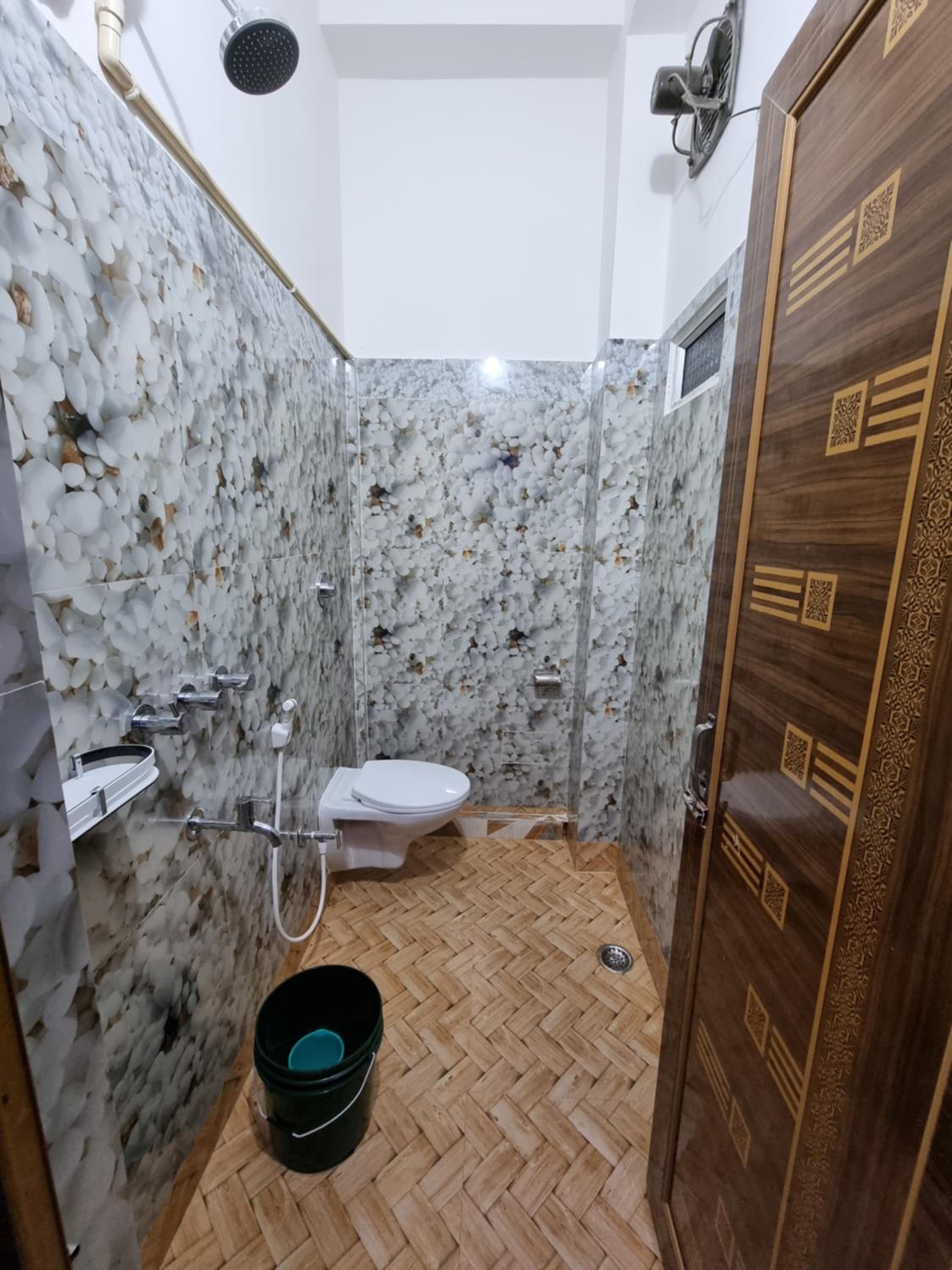 Photo 16