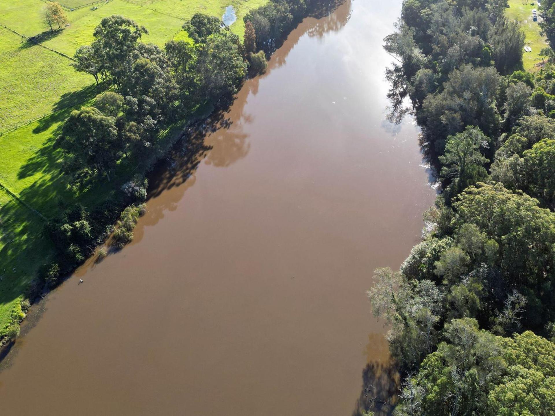 Overflow Downs-Riverside Acreage
