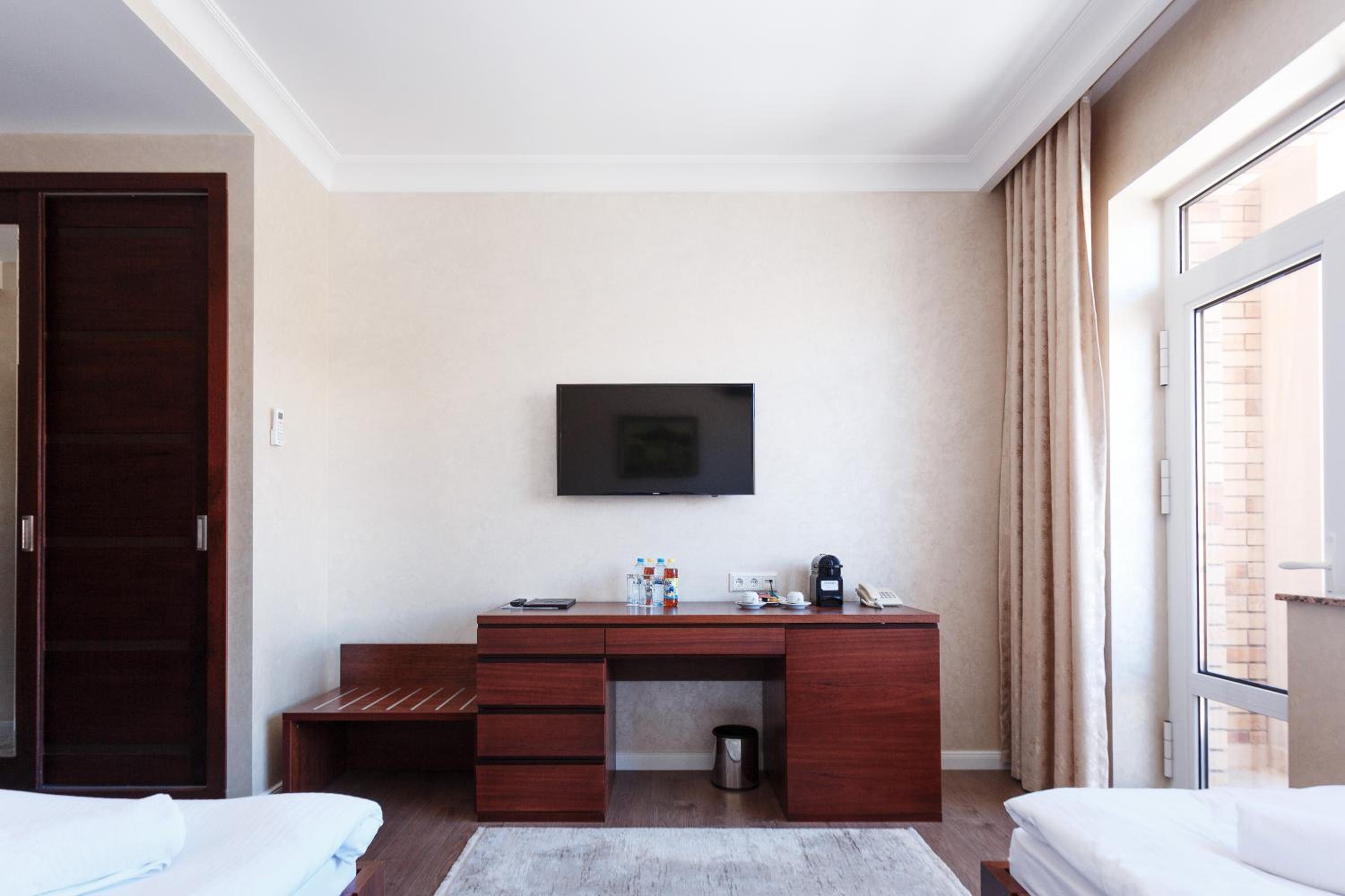 Photo 27
