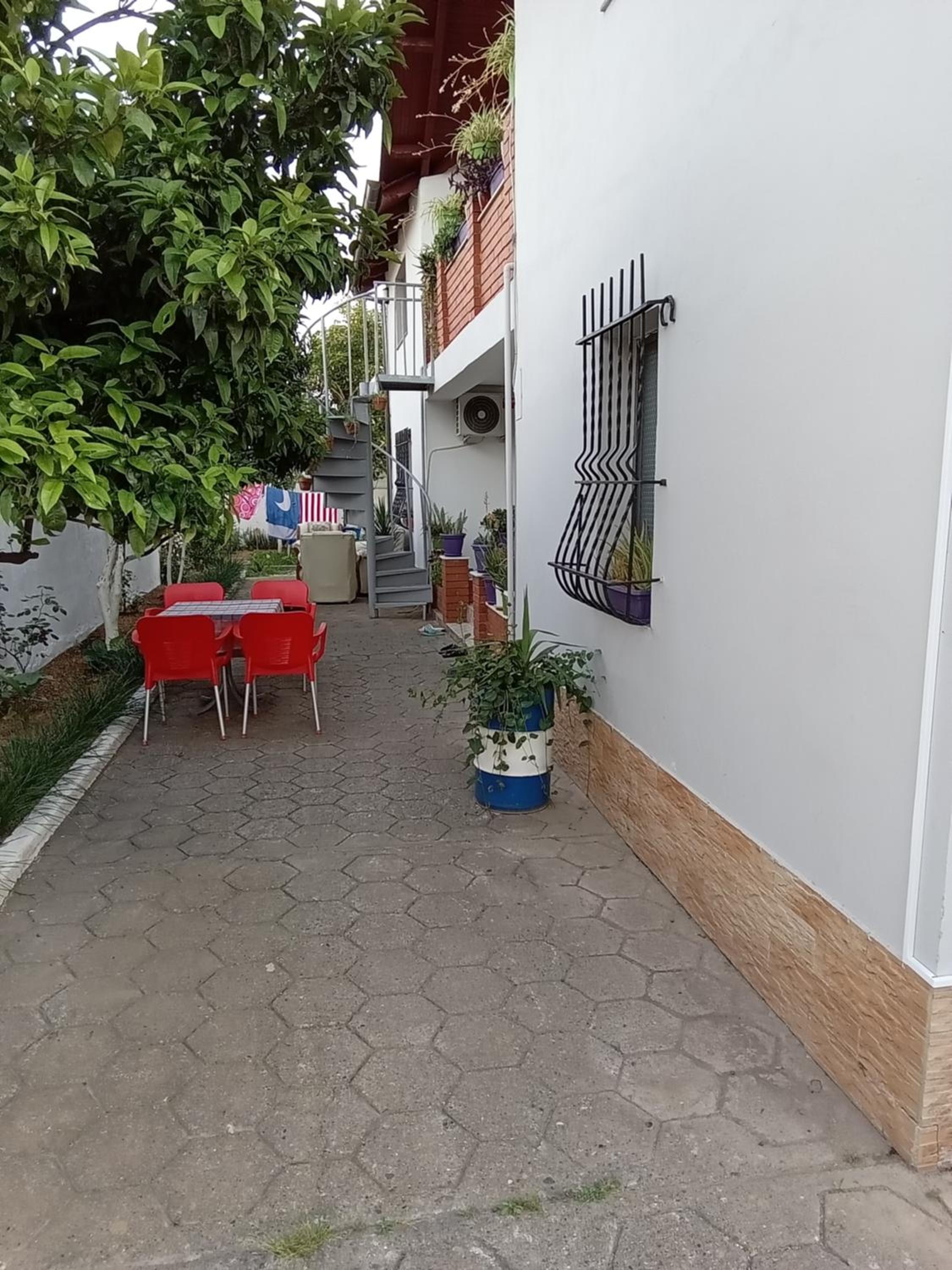 Eni's Villa
