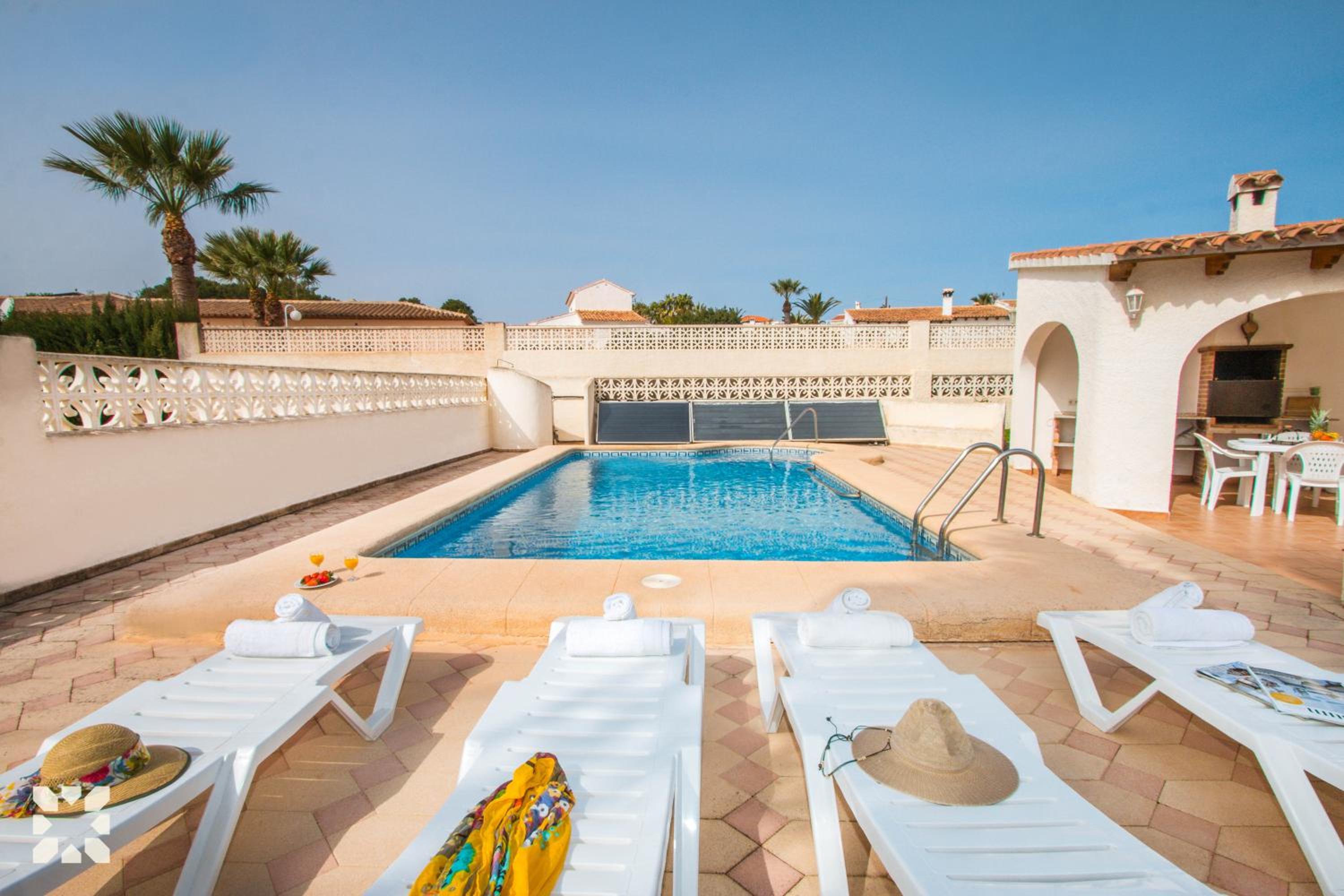 Villa Esmeralda by Abahana Villas view 4