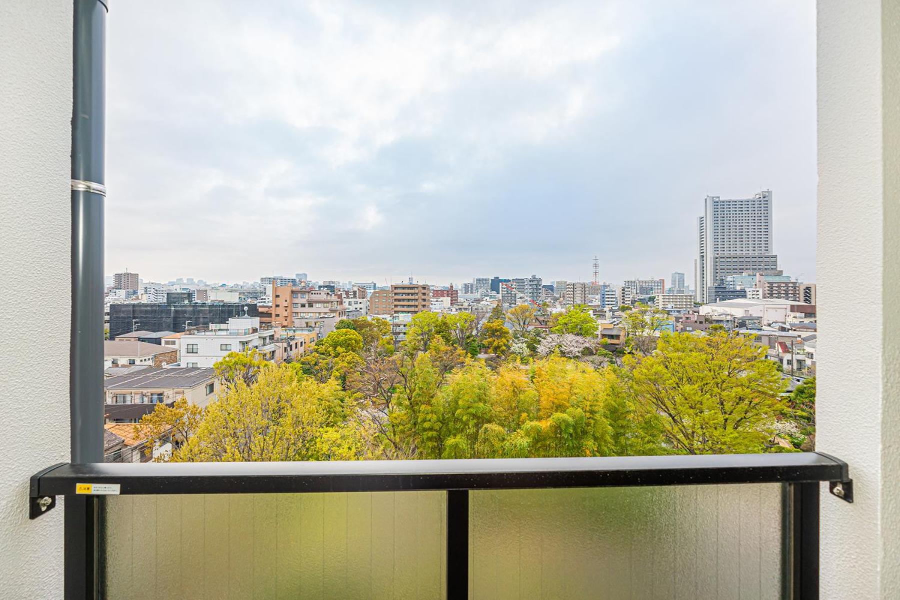 Zaito Tokyo East Mukojima APT