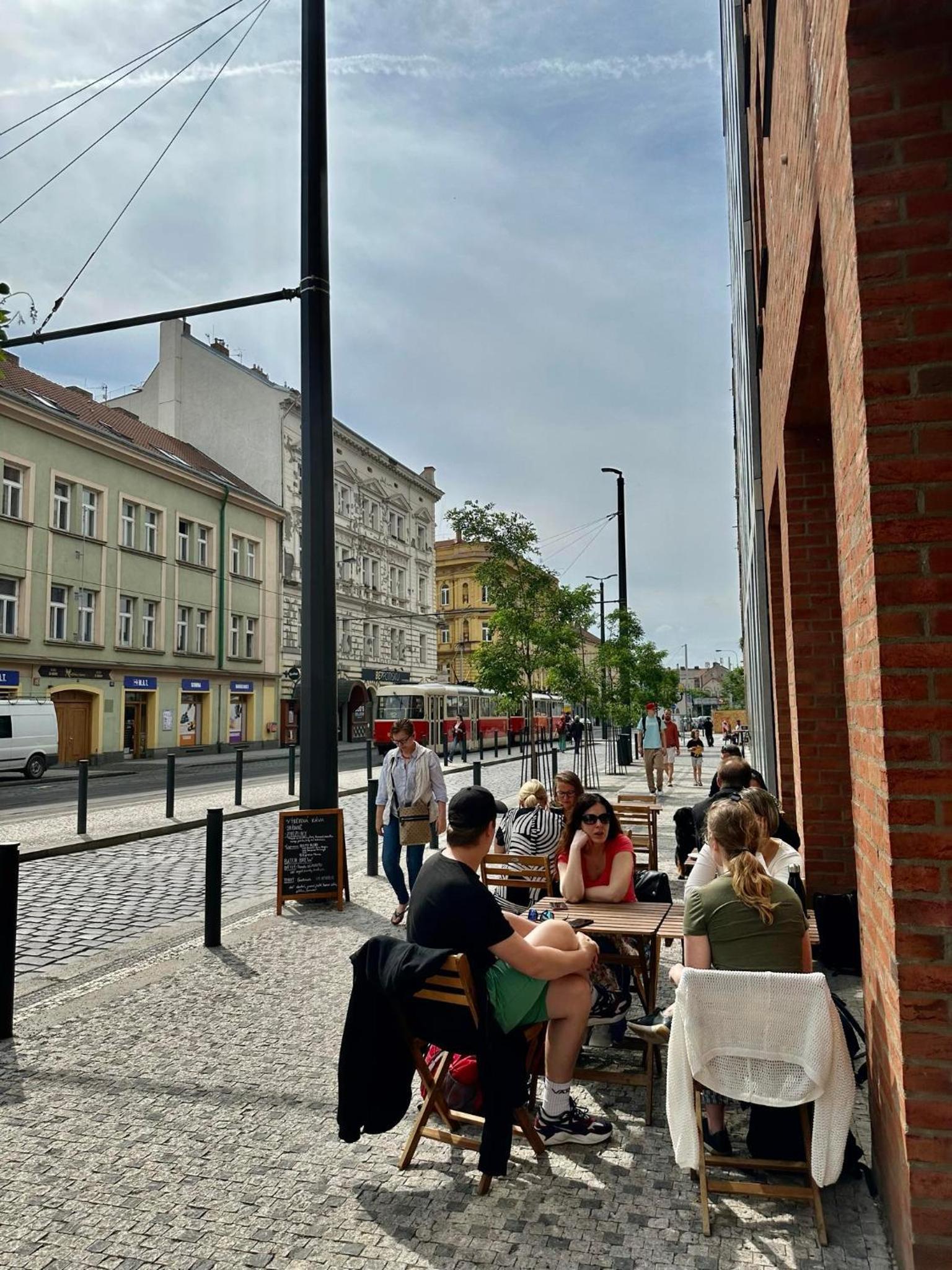 The Peony Apartment in Smichov, Prague 5