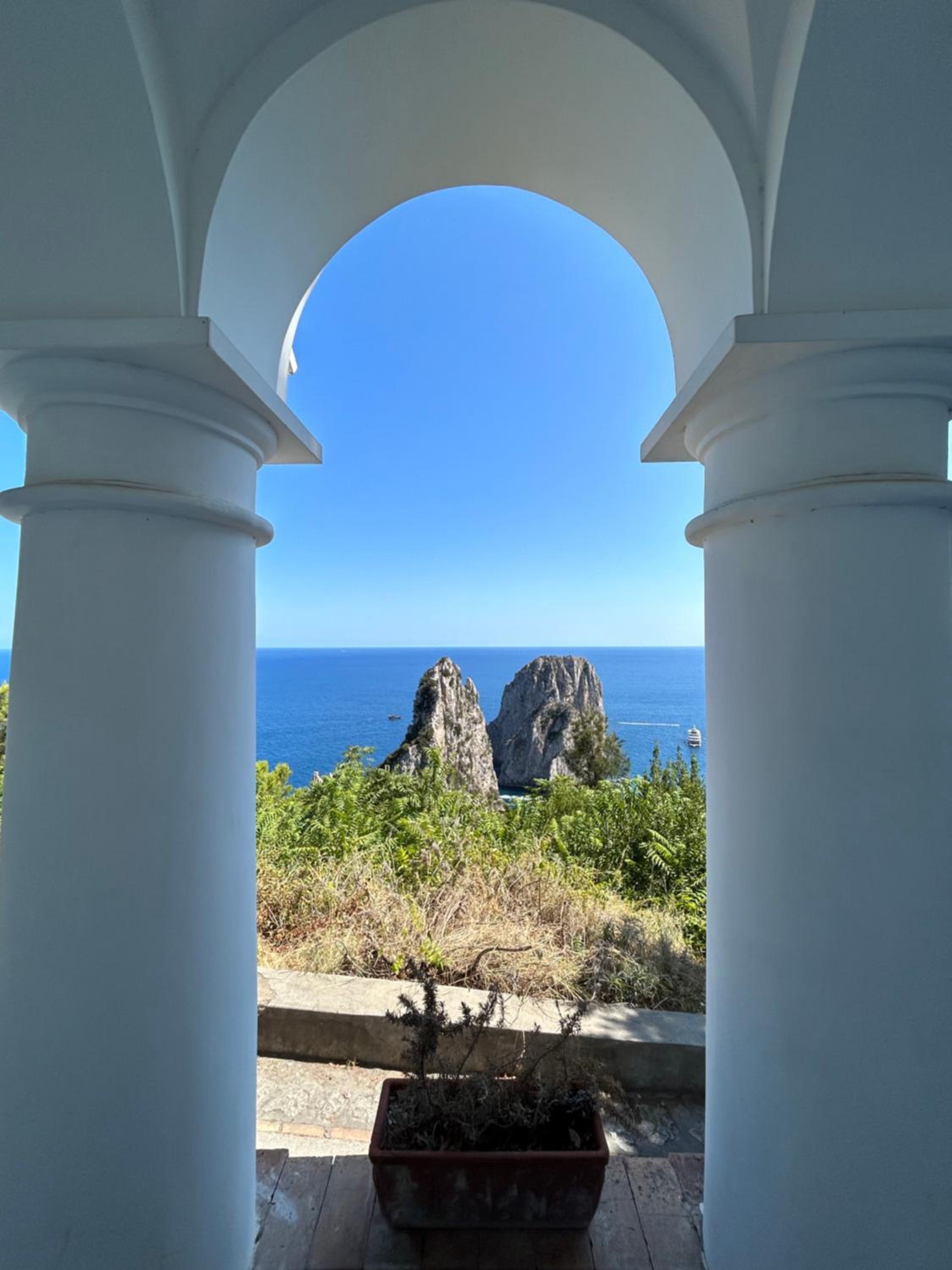 Monacone vista mare en Capri — balance & terrace