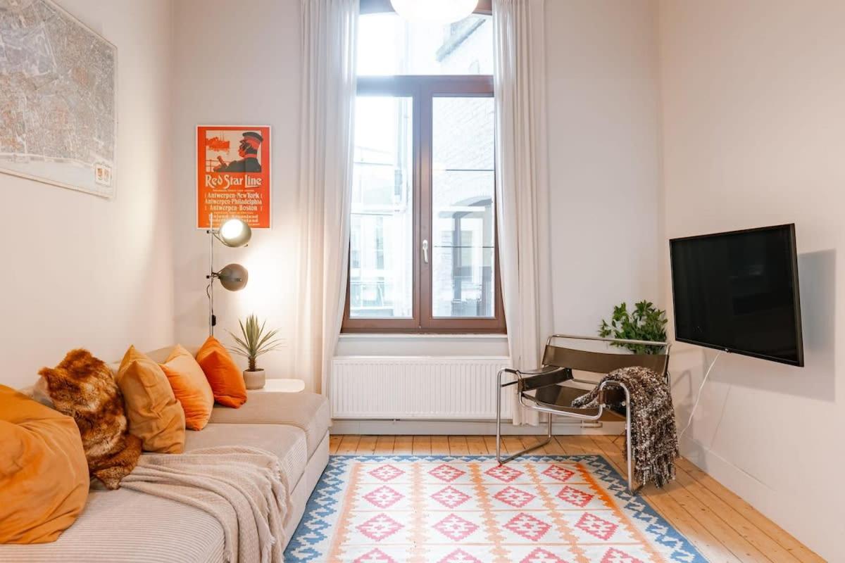 Charming mansion in vibrant Antwerp