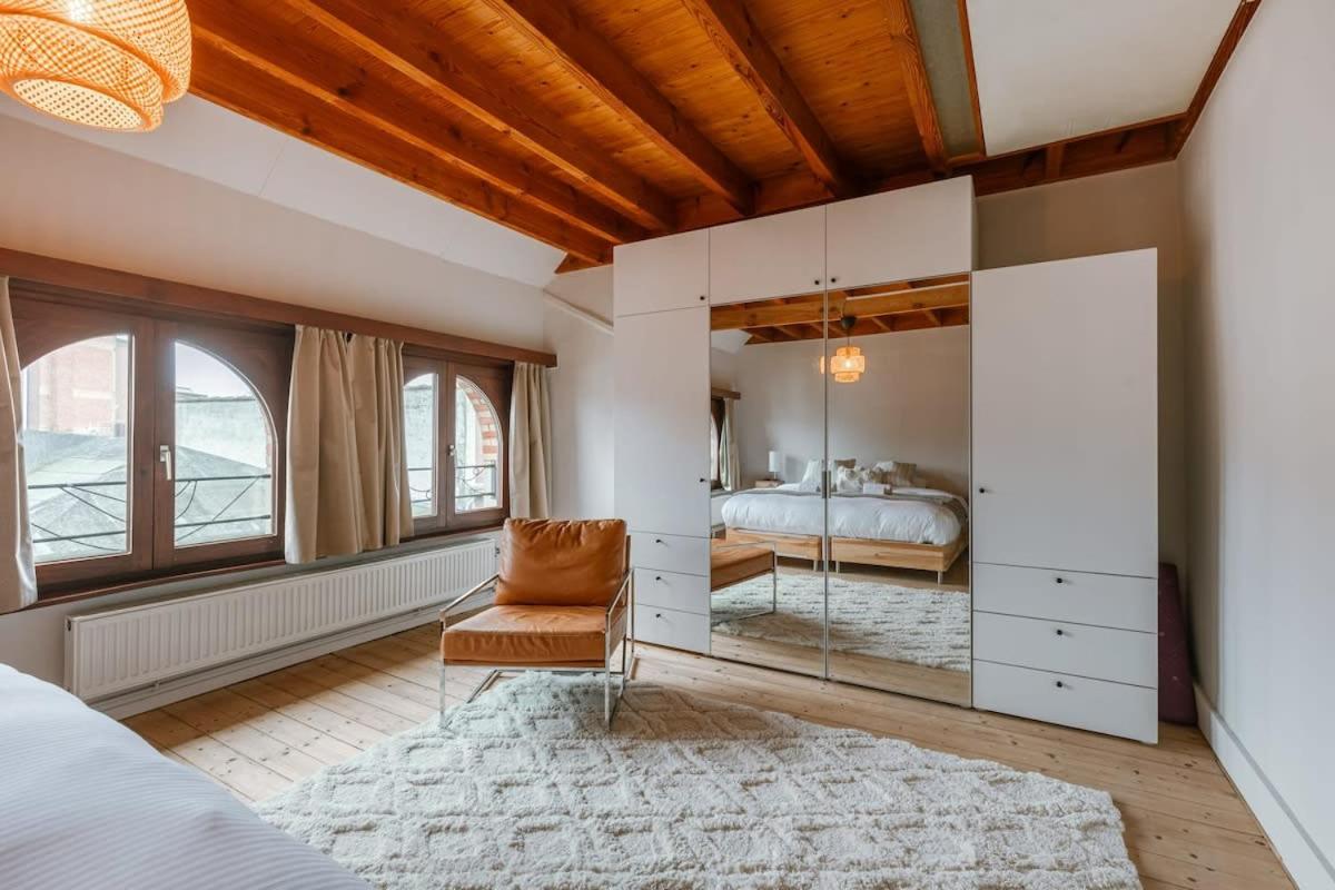 Charming mansion in vibrant Antwerp