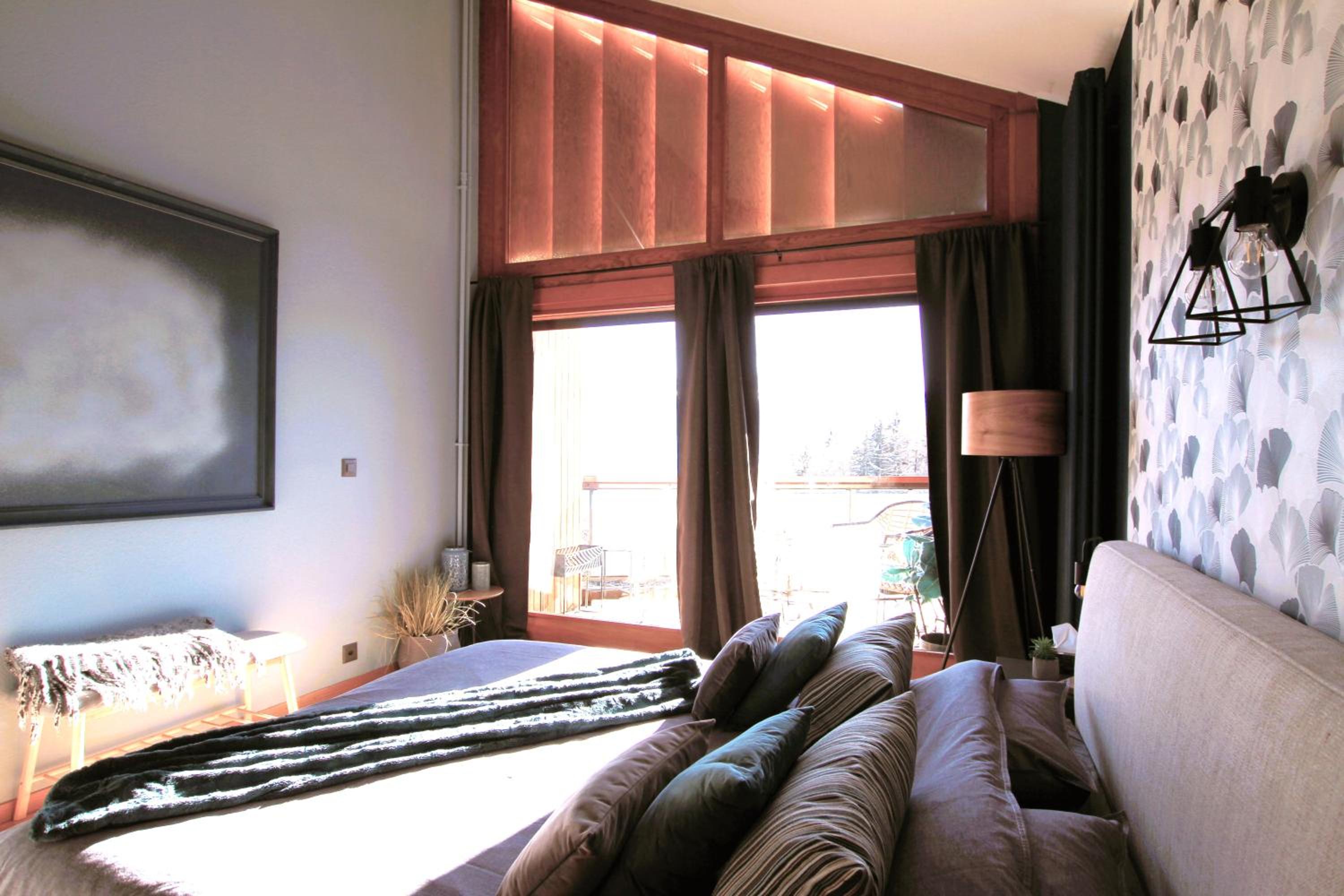 L'AvantGardiste, Spacious 6 bedrooms duplex, panoramic view