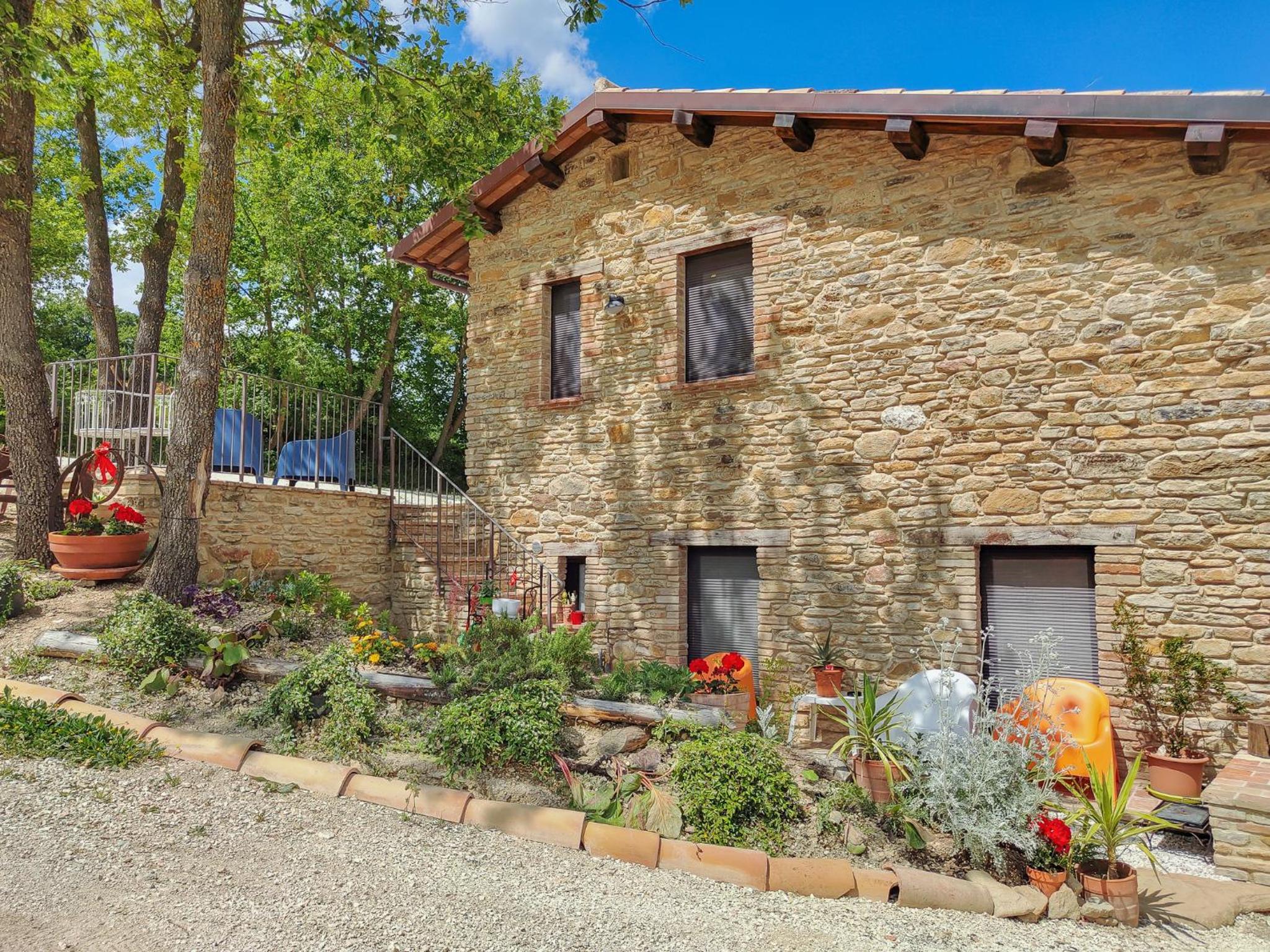 La Fonte Delle Faranghe by Host Hero view 4