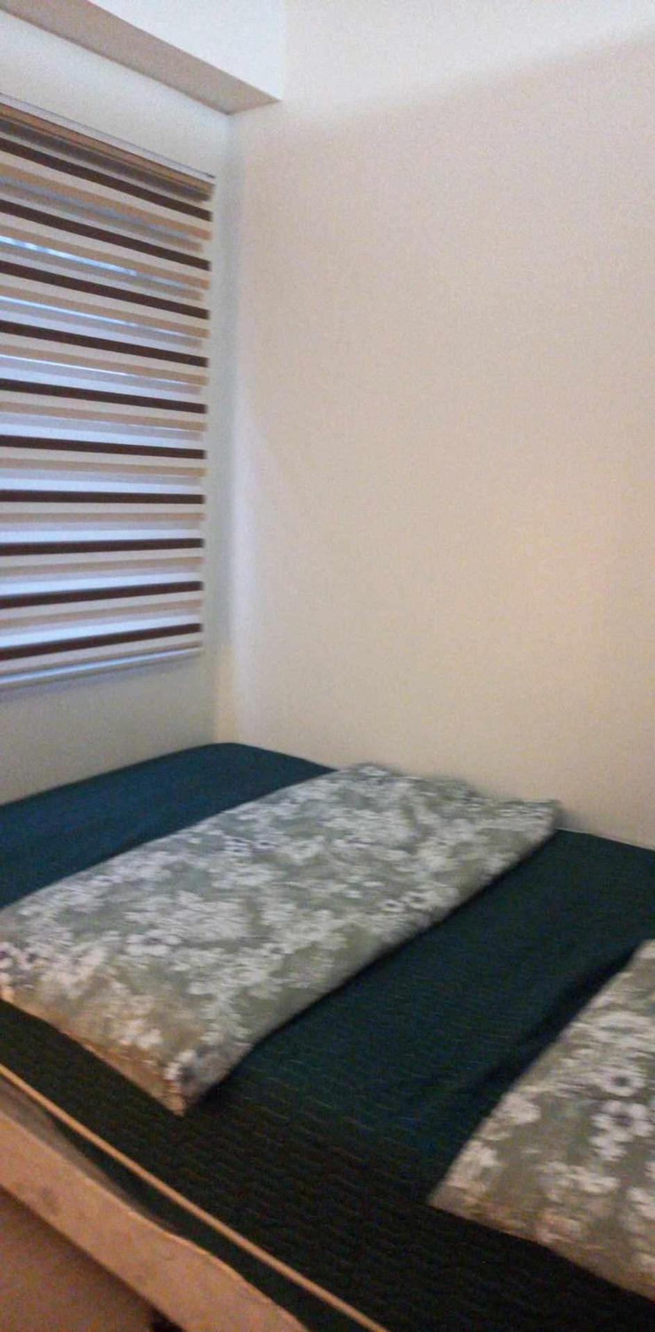 Comfy 1 Bedroom with Netflix & Free Wifi - Trees Residences Condominium